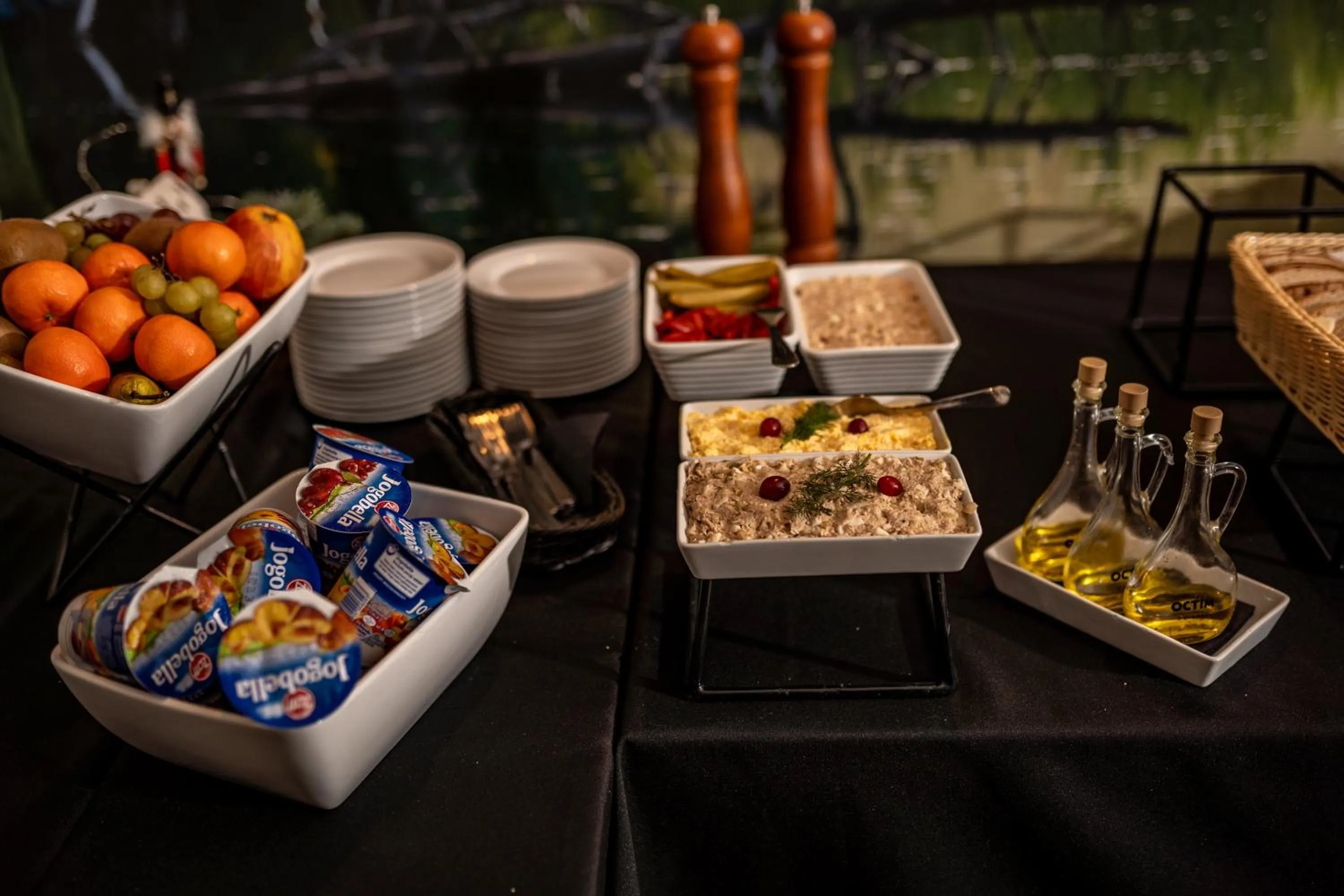 Breakfast in Pirat Hotel & SPA-hotel z basenem