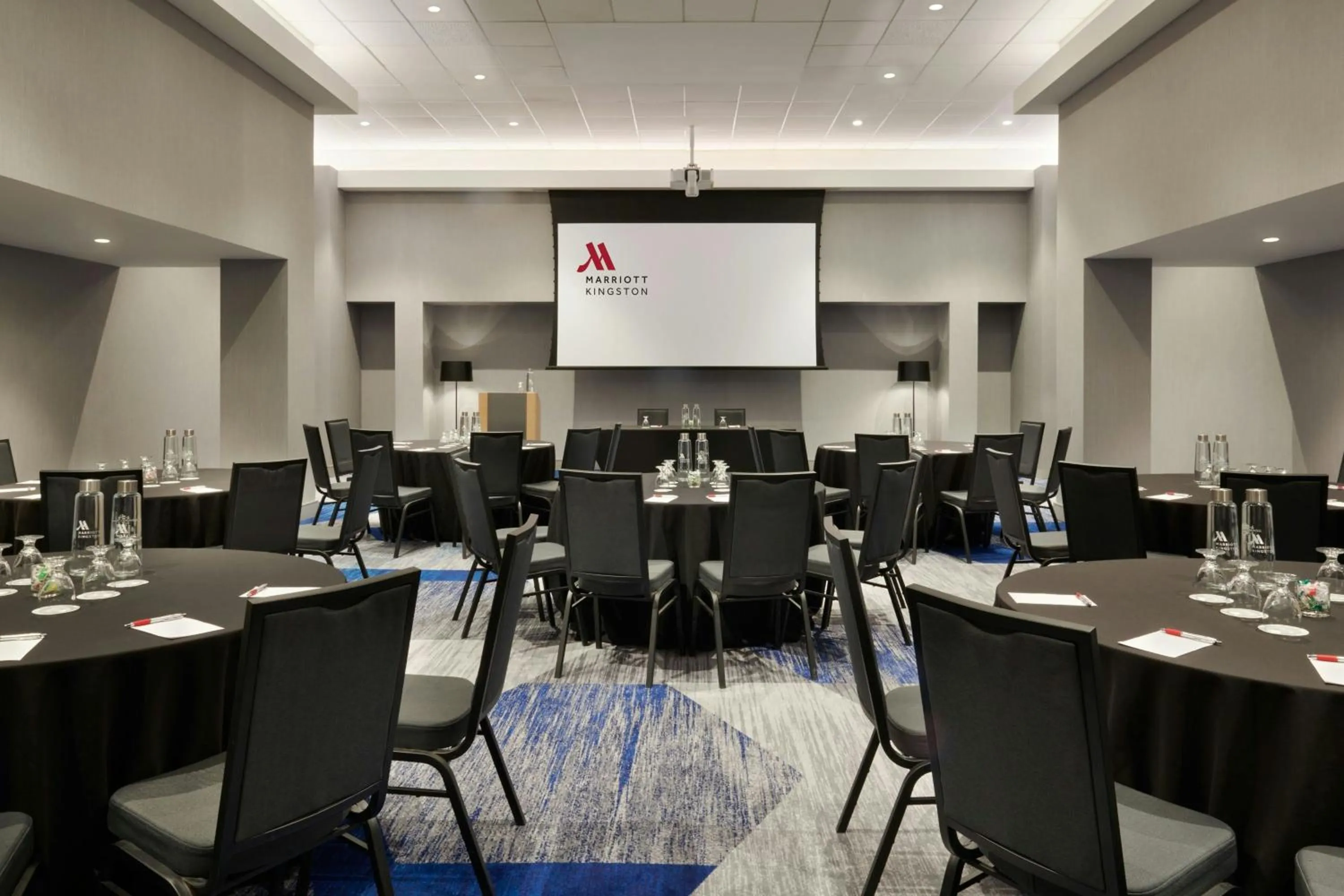 Meeting/conference room in Kingston Market Square Hotel