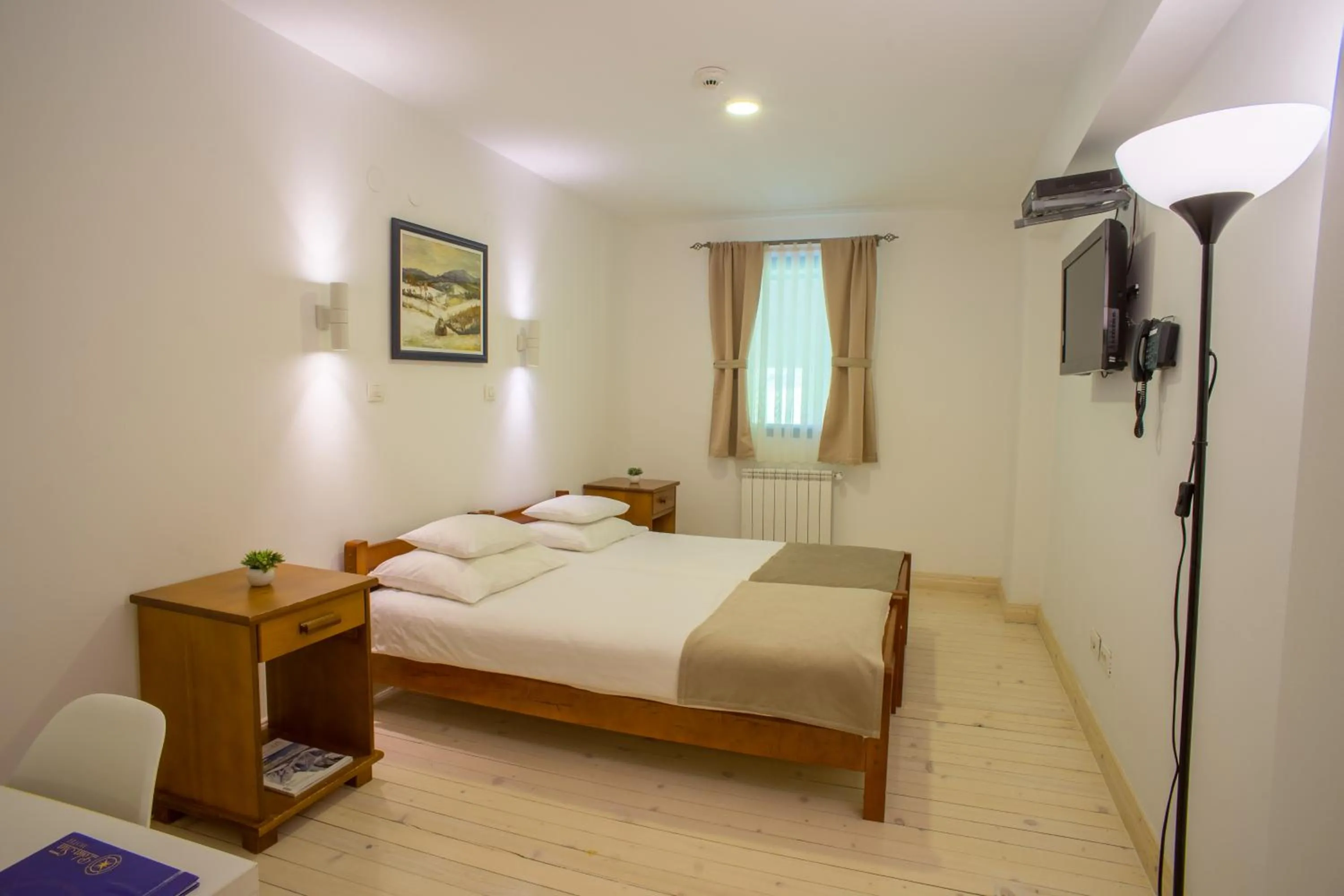 Twin Room - single occupancy in Hotel Polar Star