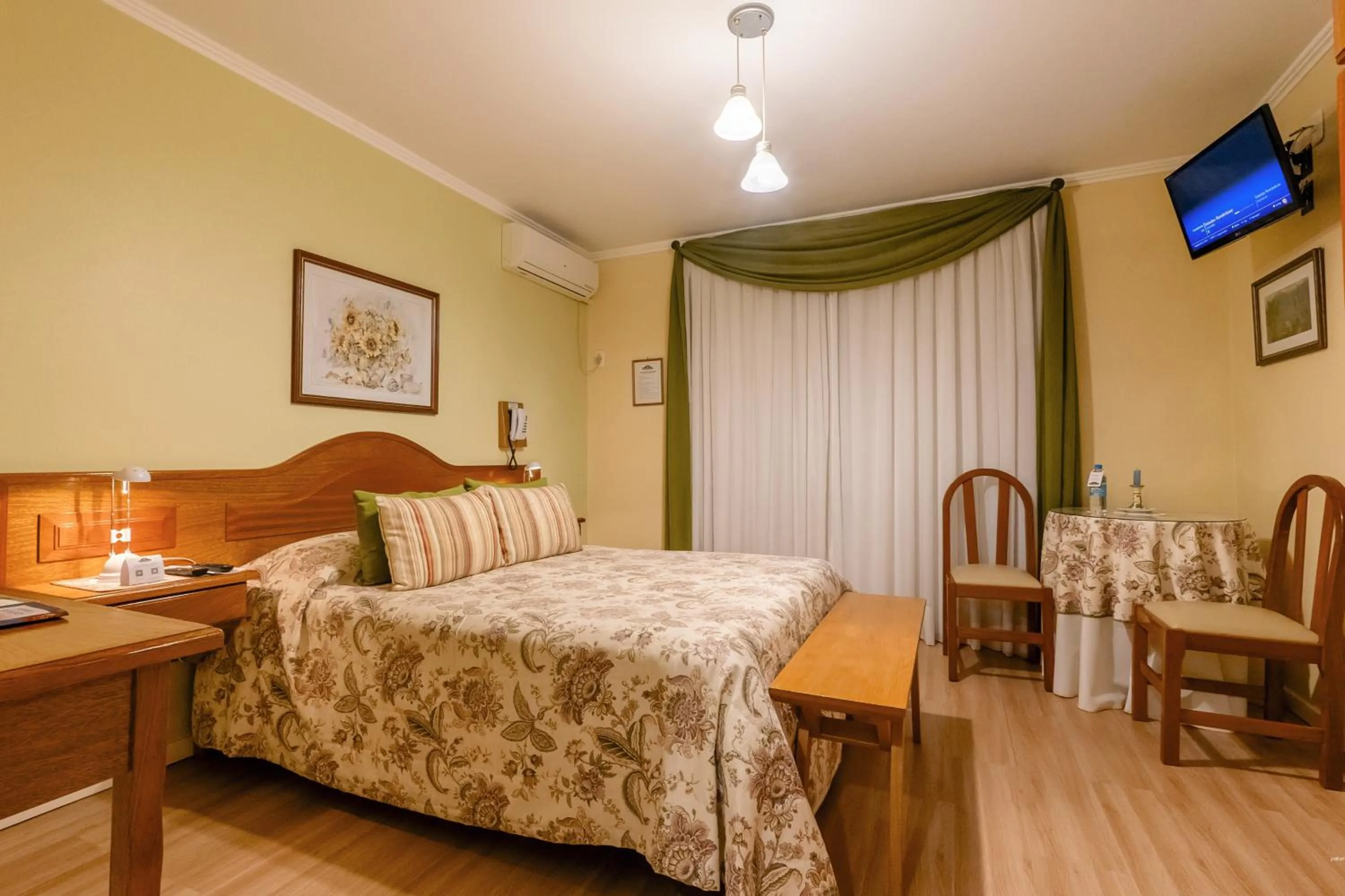 Bedroom, Bed in Hotel Pousada da Neve