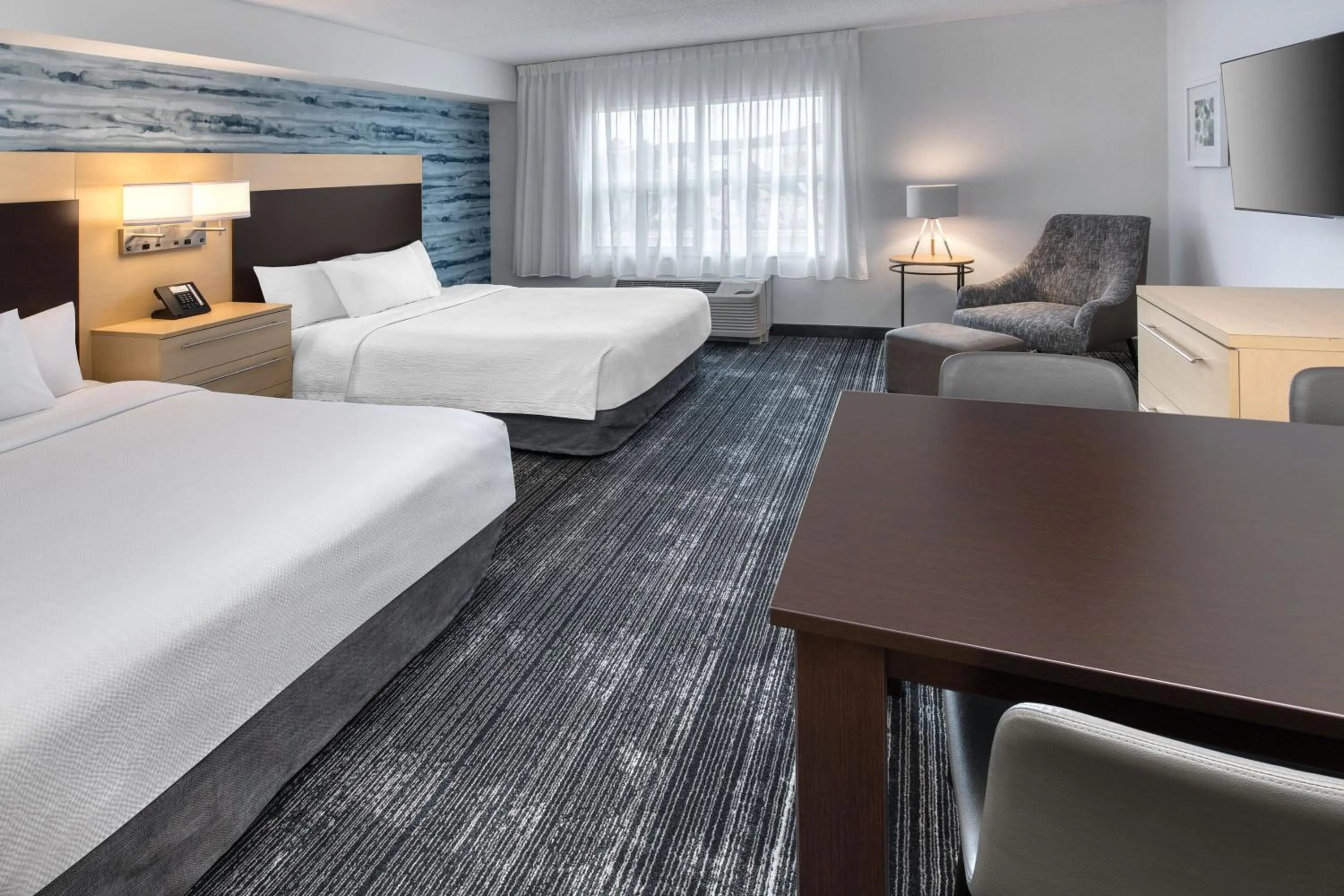 Photo of the whole room, Bed in TownePlace Suites by Marriott Sudbury