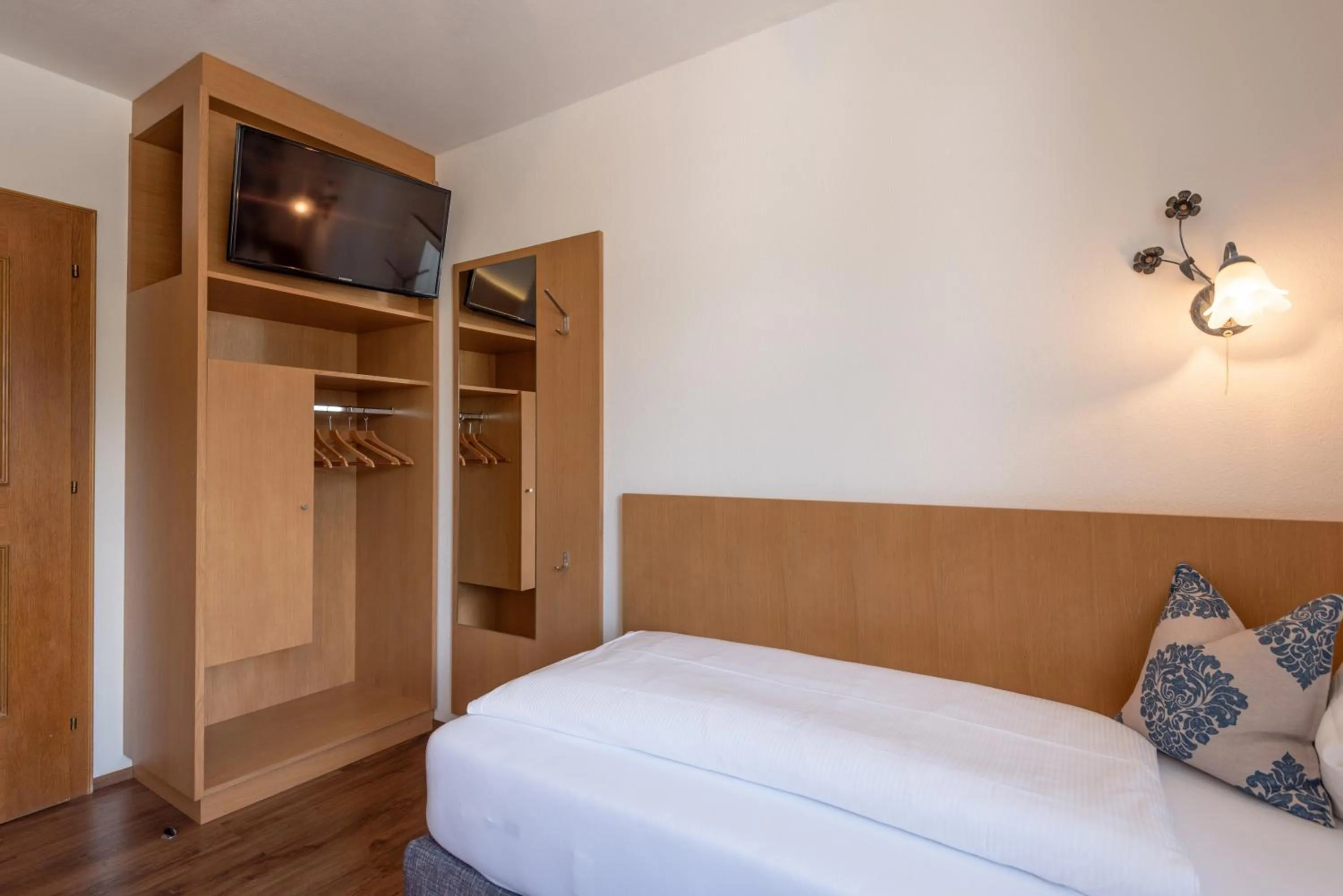 Photo of the whole room, Bed in Hotel Tiroler Stuben