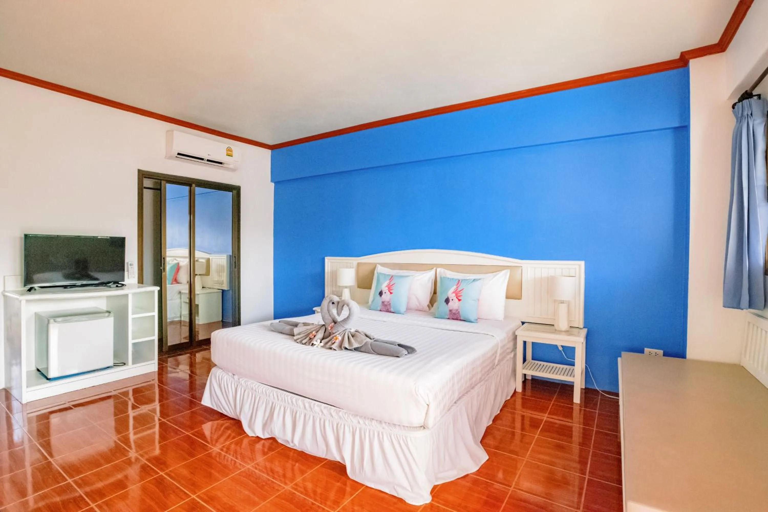 Bed in Bay Beach Resort