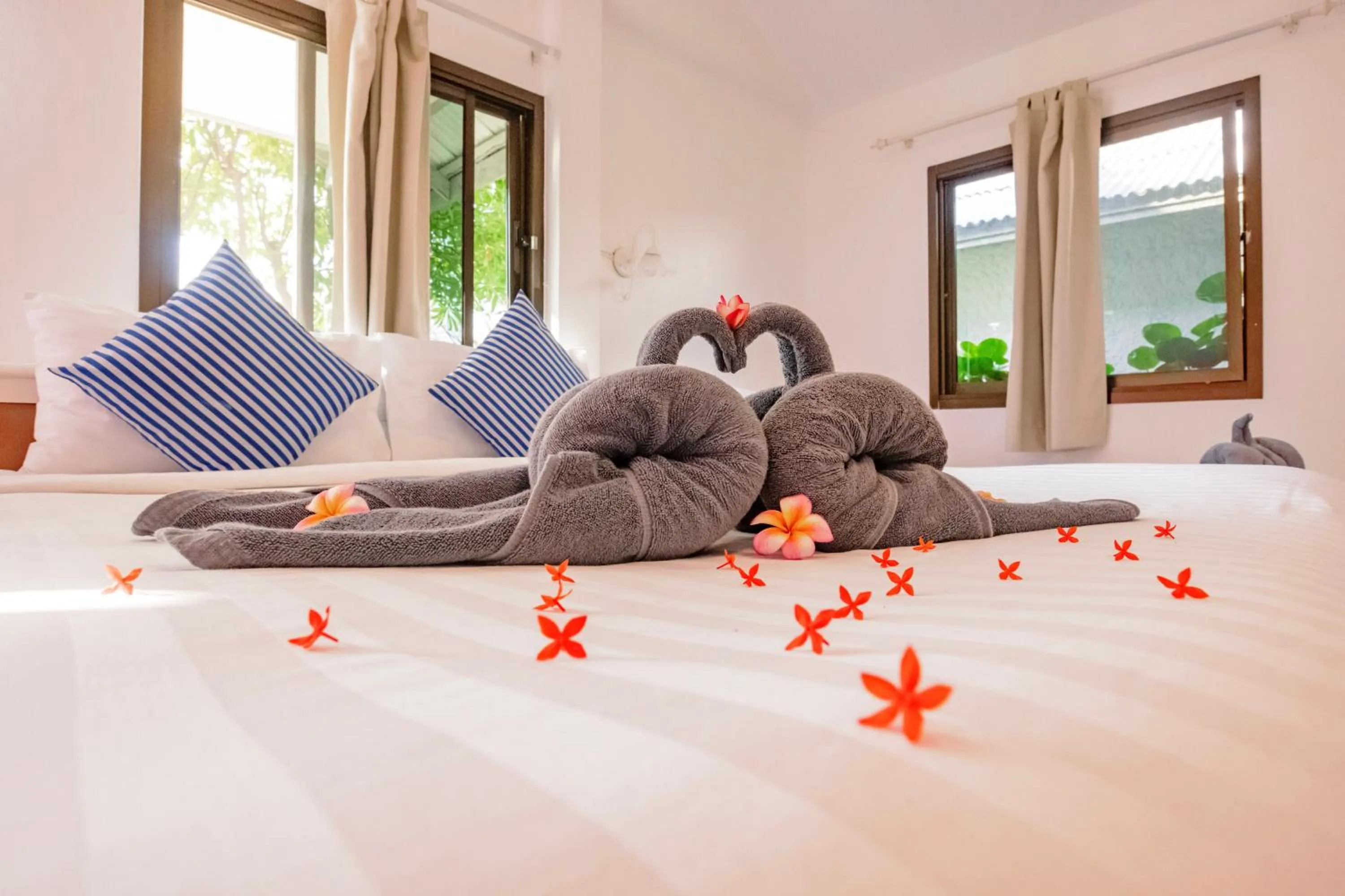 Bed in Bay Beach Resort