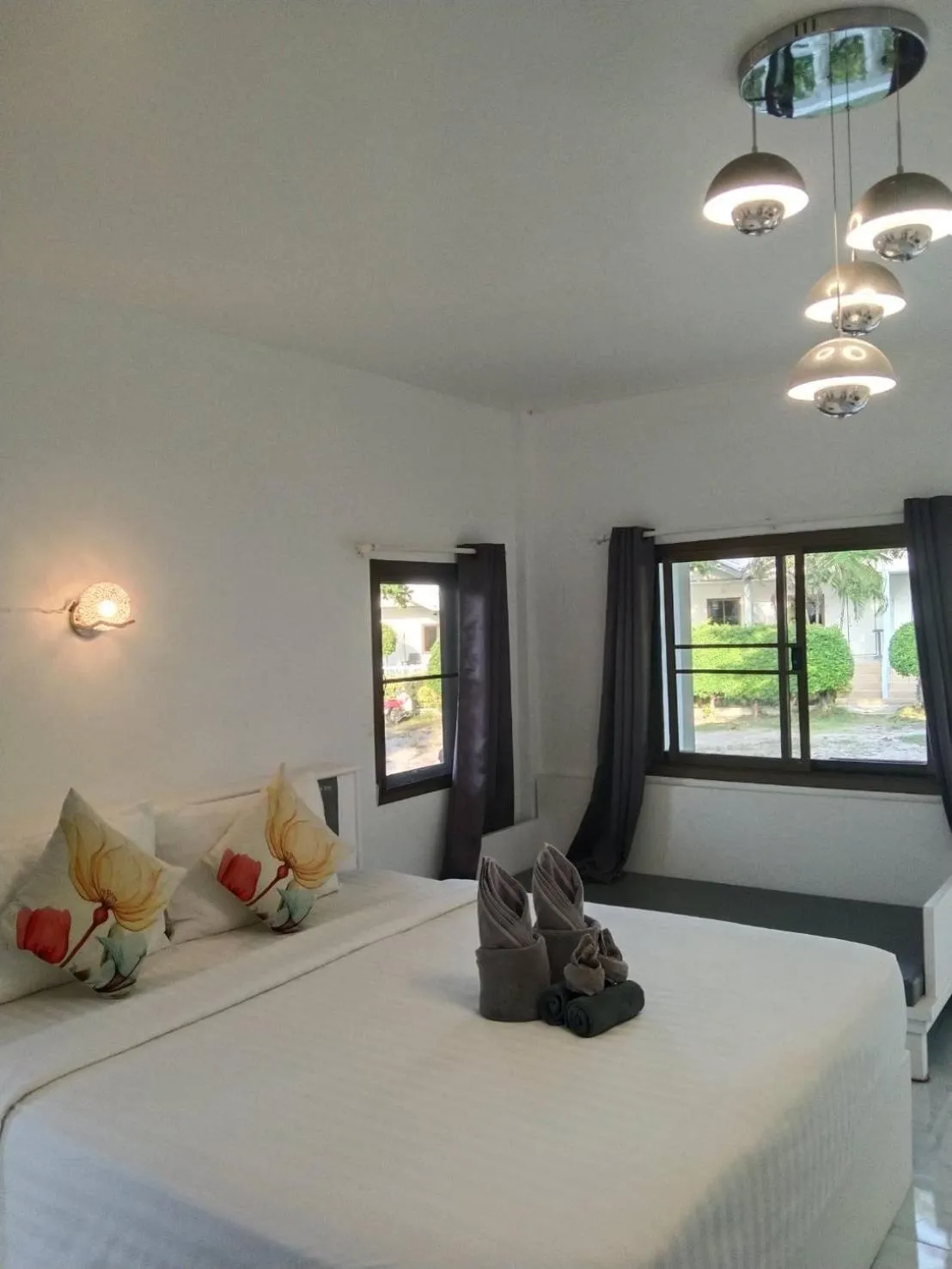 Bed in Bay Beach Resort