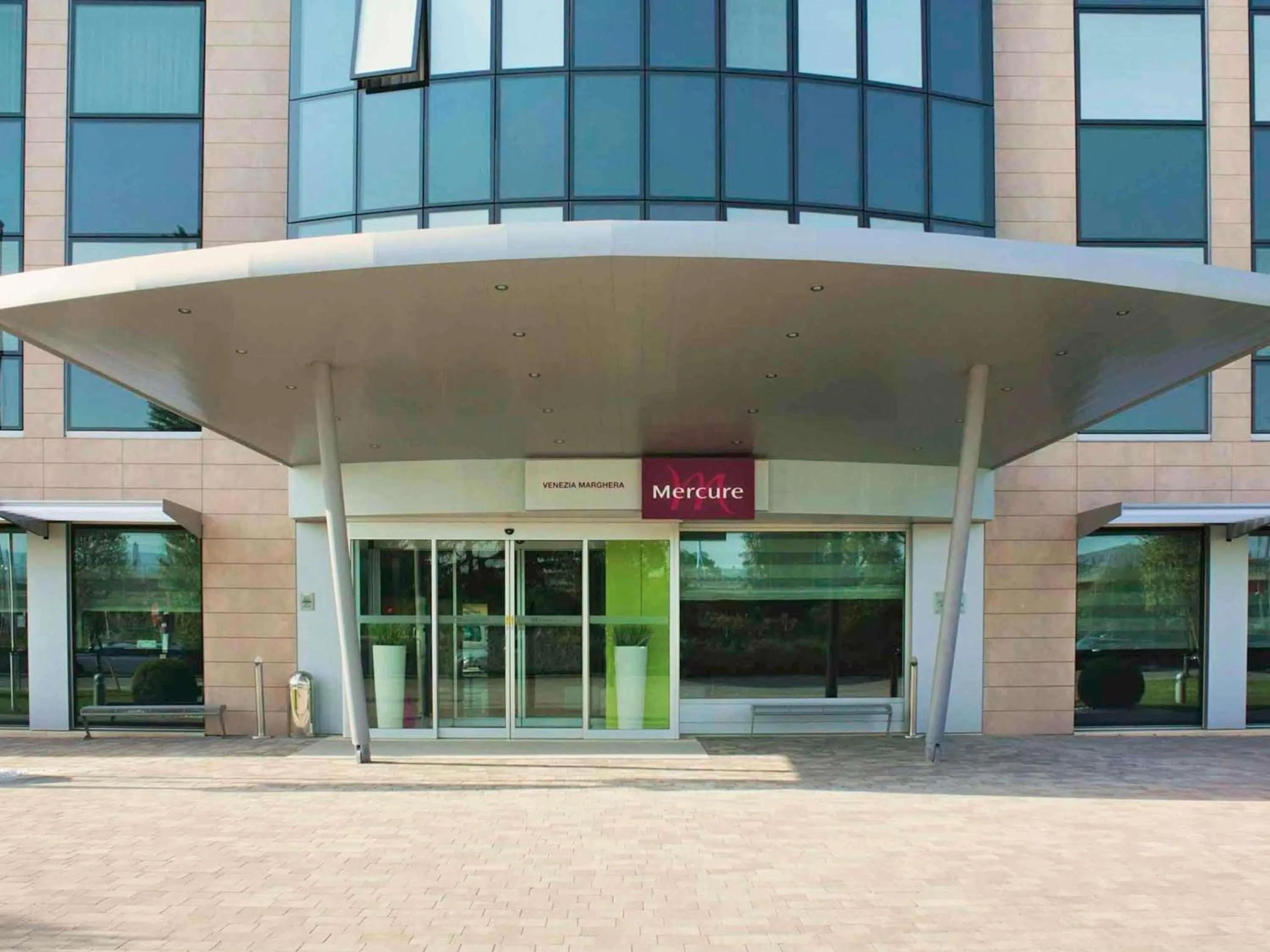 Property building in Hotel Mercure Venezia-Marghera