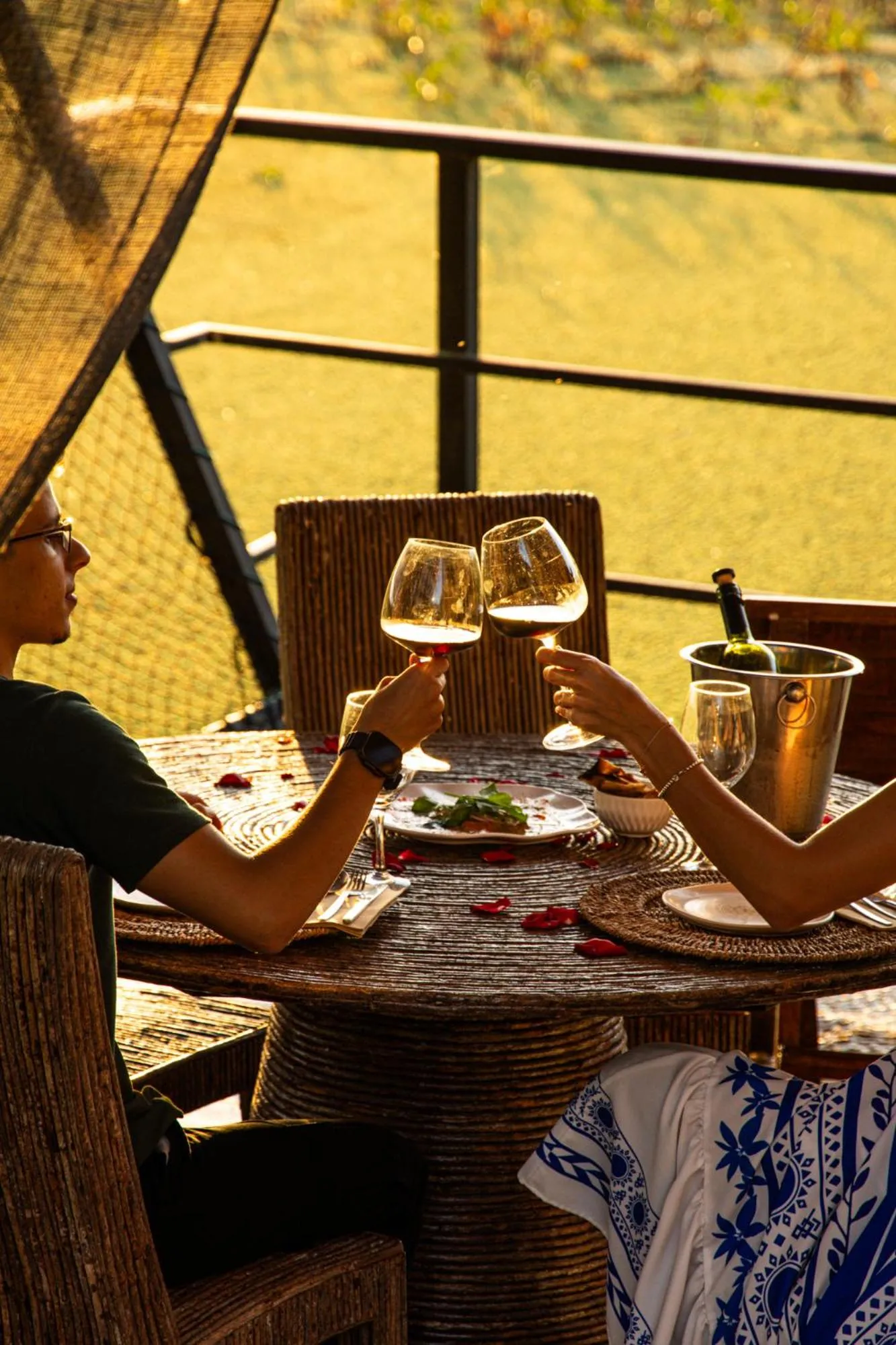 Restaurant/places to eat in Eco Luar Boutique Hotel