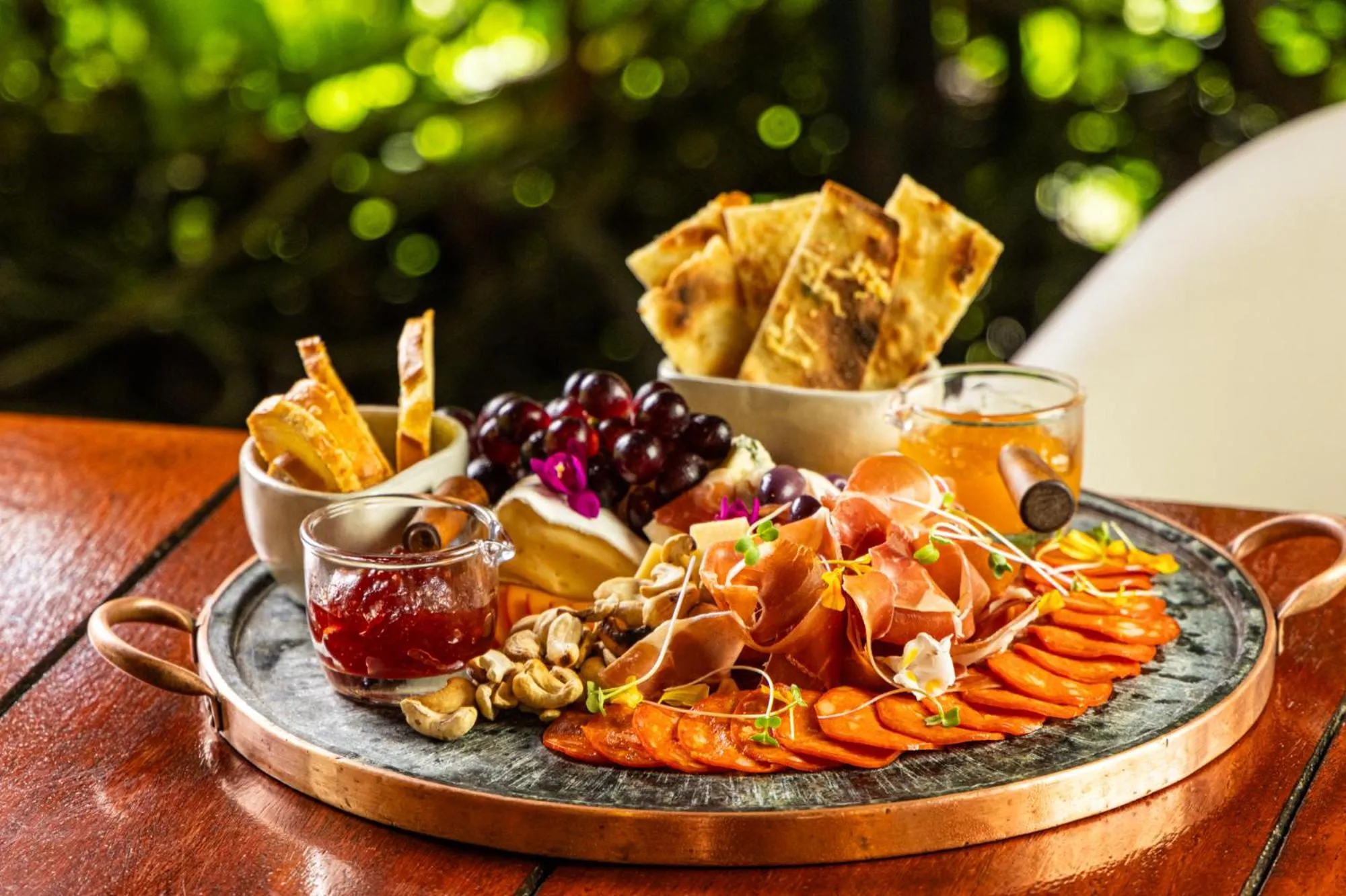 Food in Eco Luar Boutique Hotel