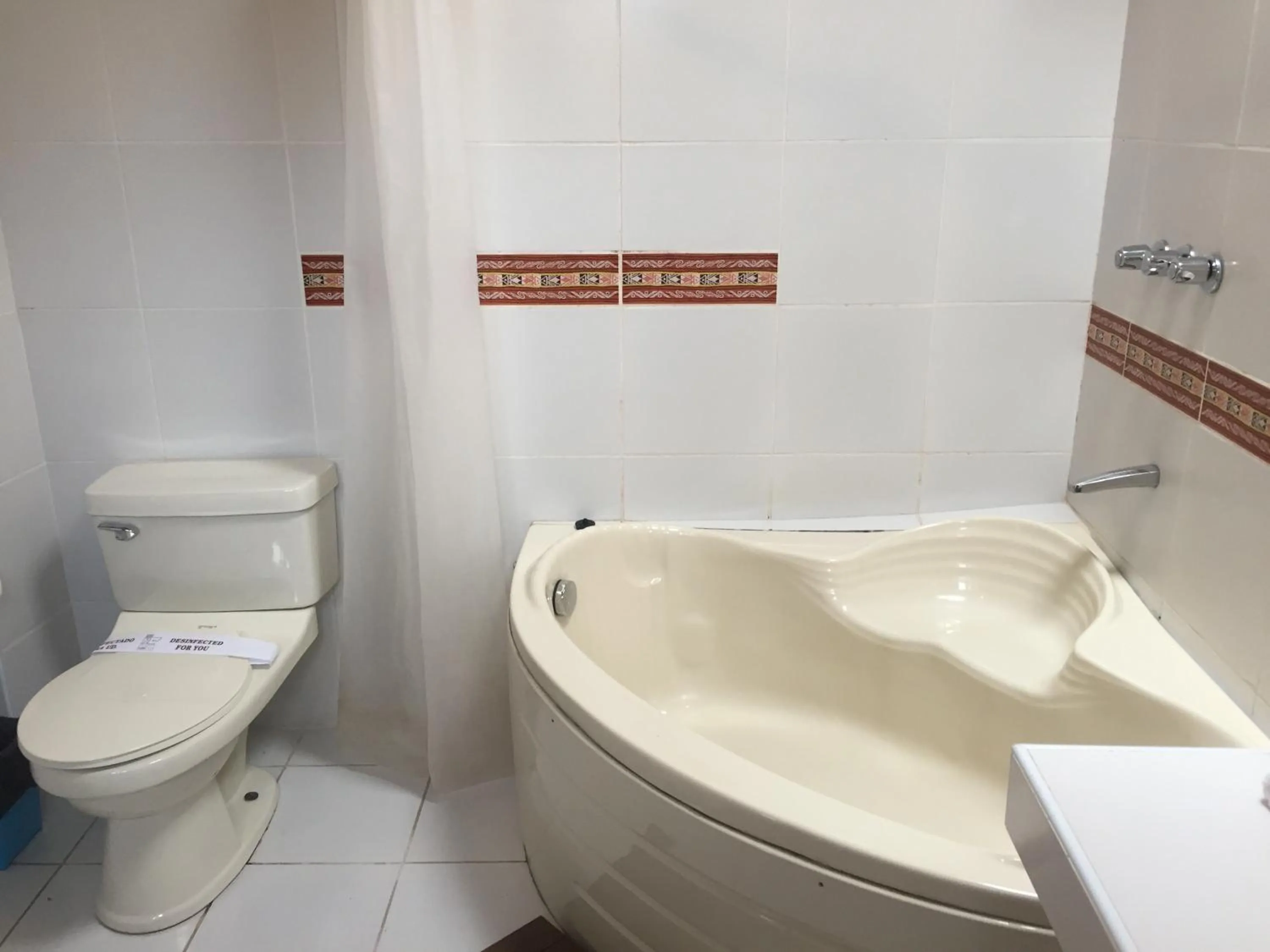 Bathroom in Hotel Pisonay Pueblo