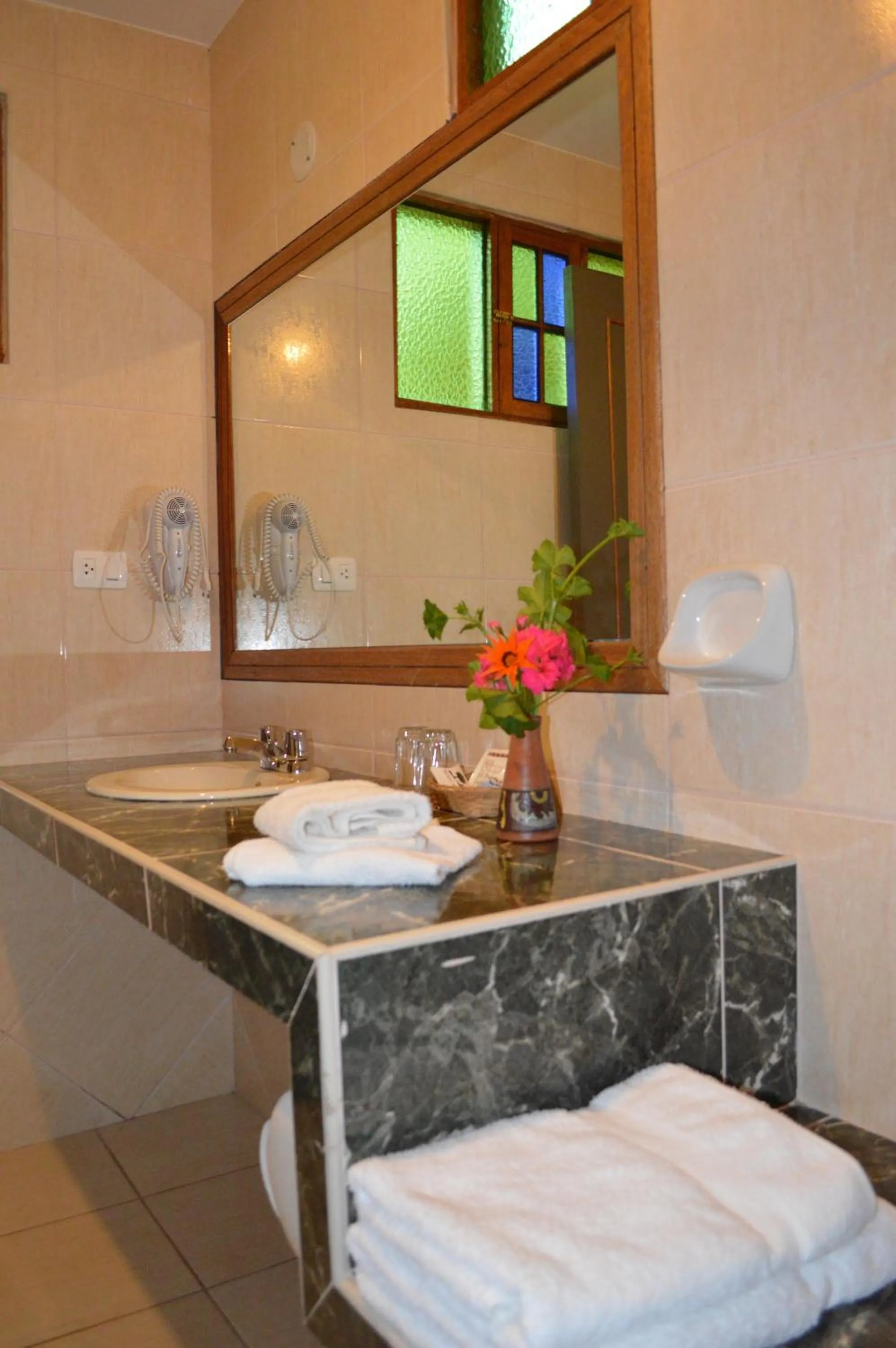 Bathroom in Hotel Pisonay Pueblo
