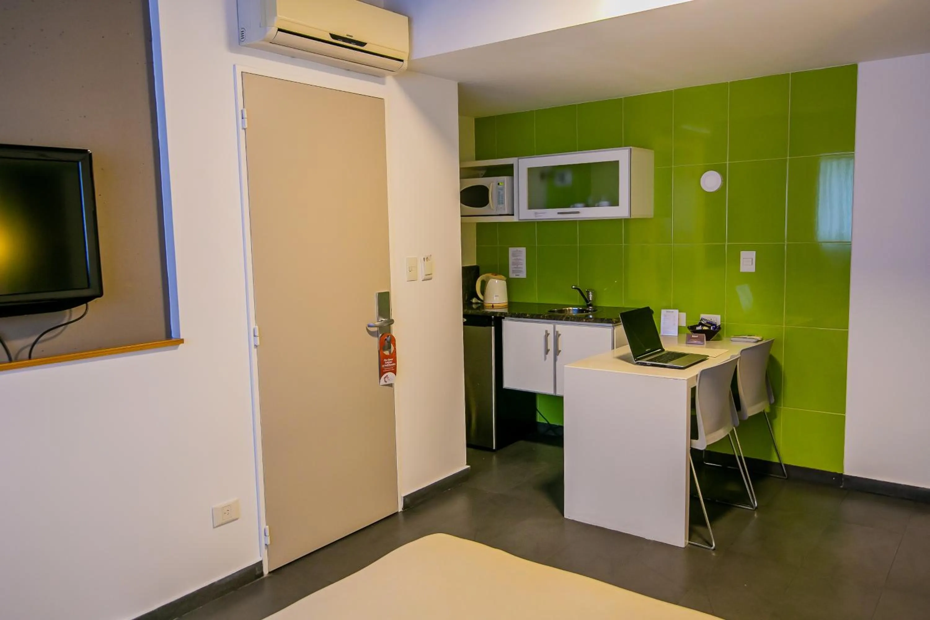 TV and multimedia in Roberta Rosa De Fontana Suites