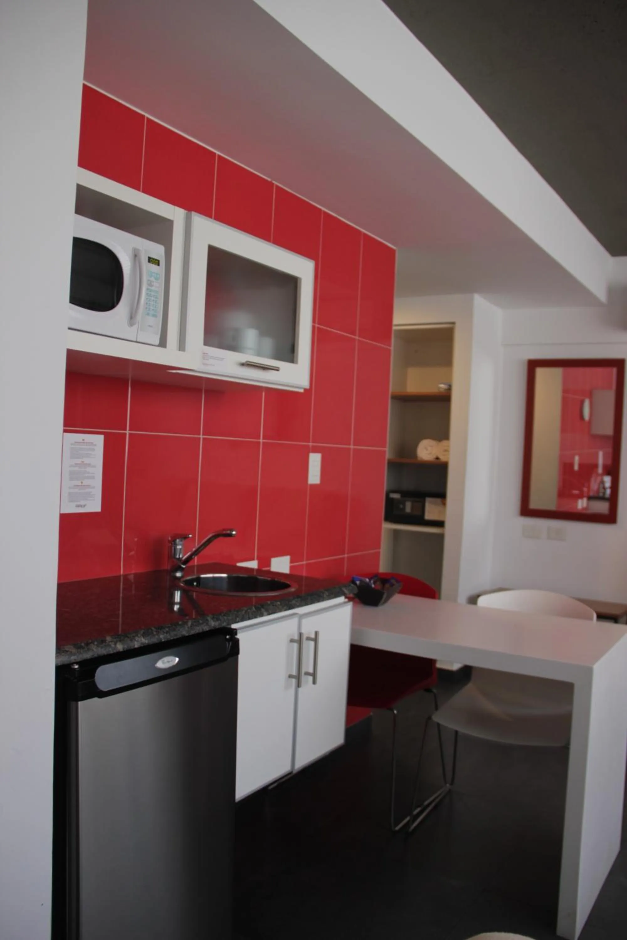 Kitchen or kitchenette in Roberta Rosa De Fontana Suites