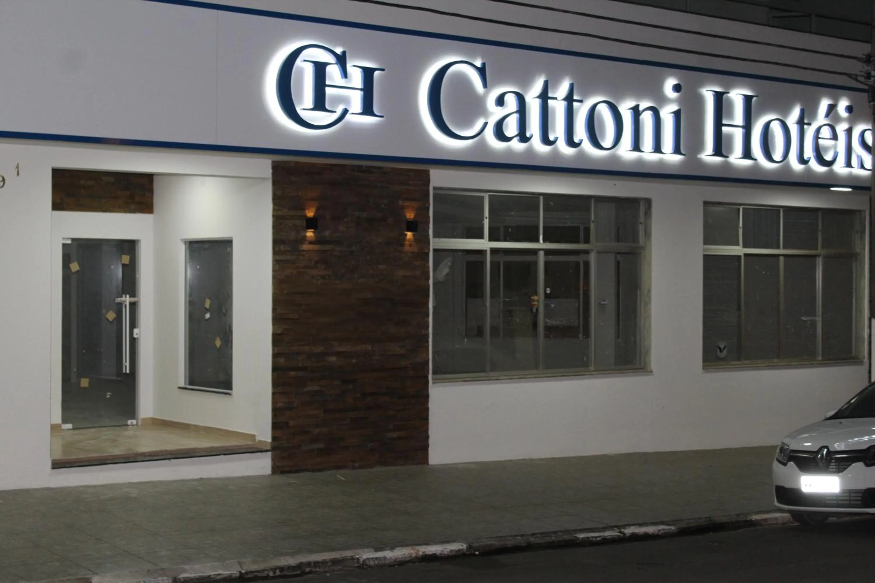 Facade/entrance in Hoteis Cattoni