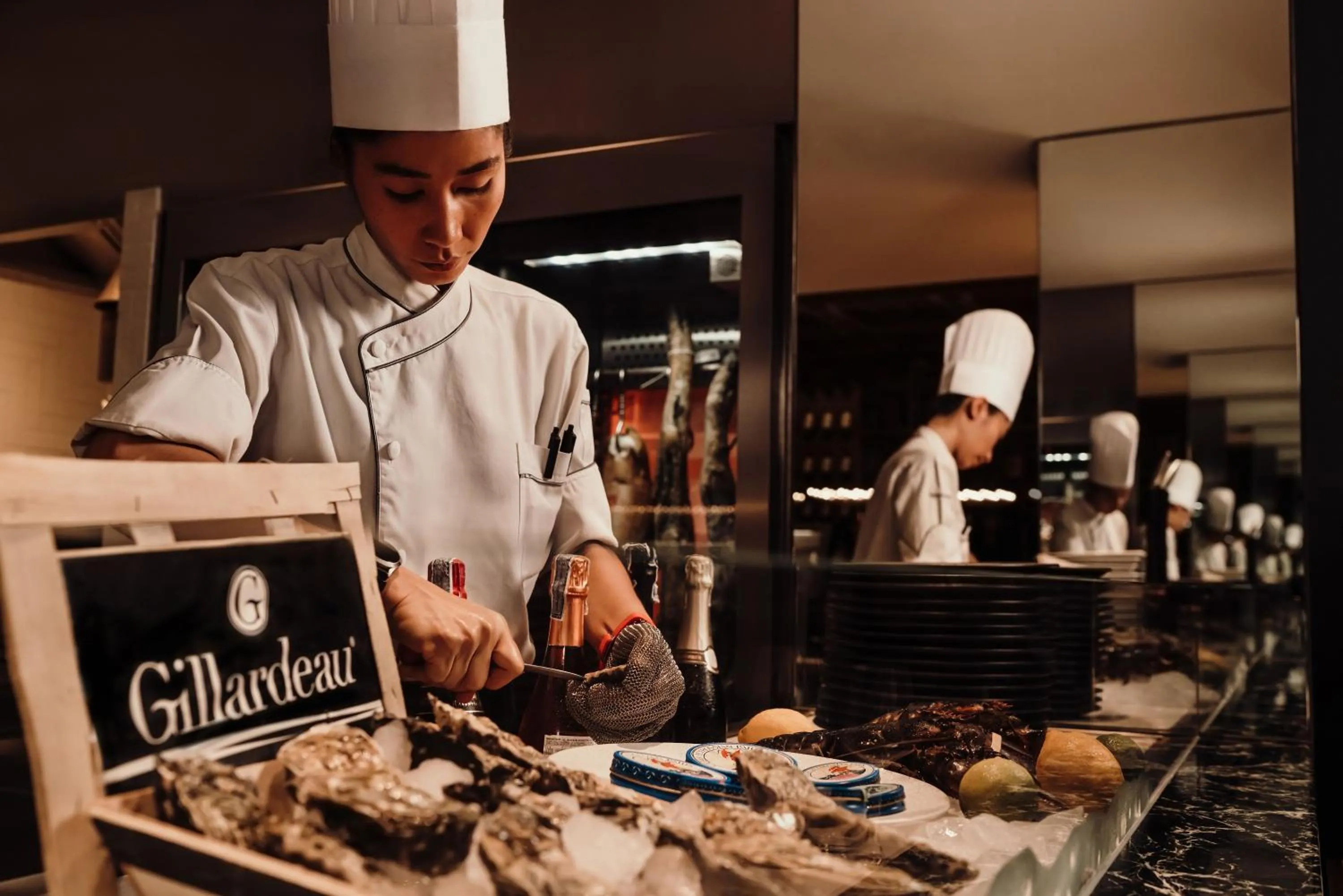 Restaurant/places to eat in Twinpalms Surin Beach Phuket