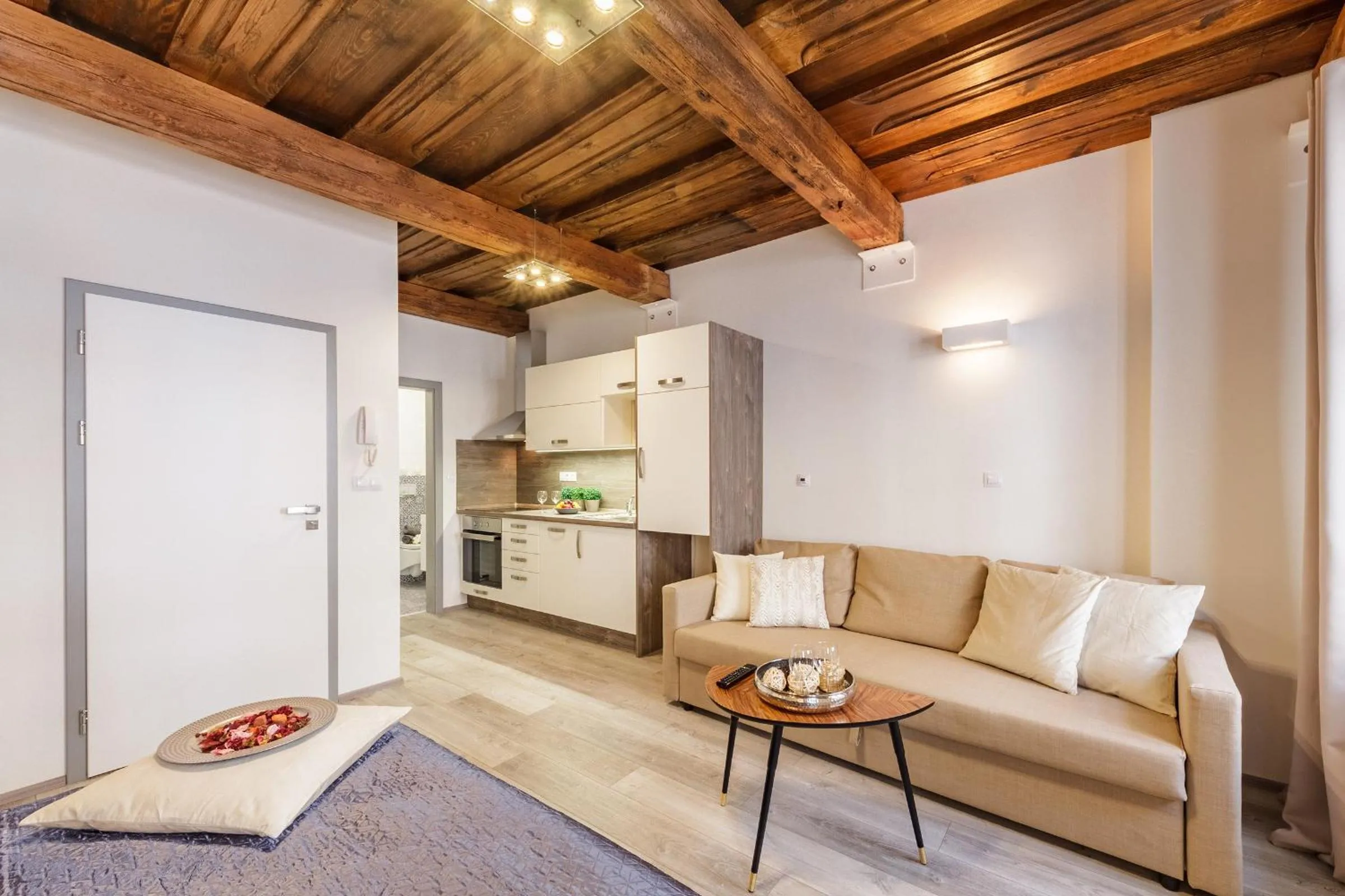 Living room in Downtown Royal Apartments