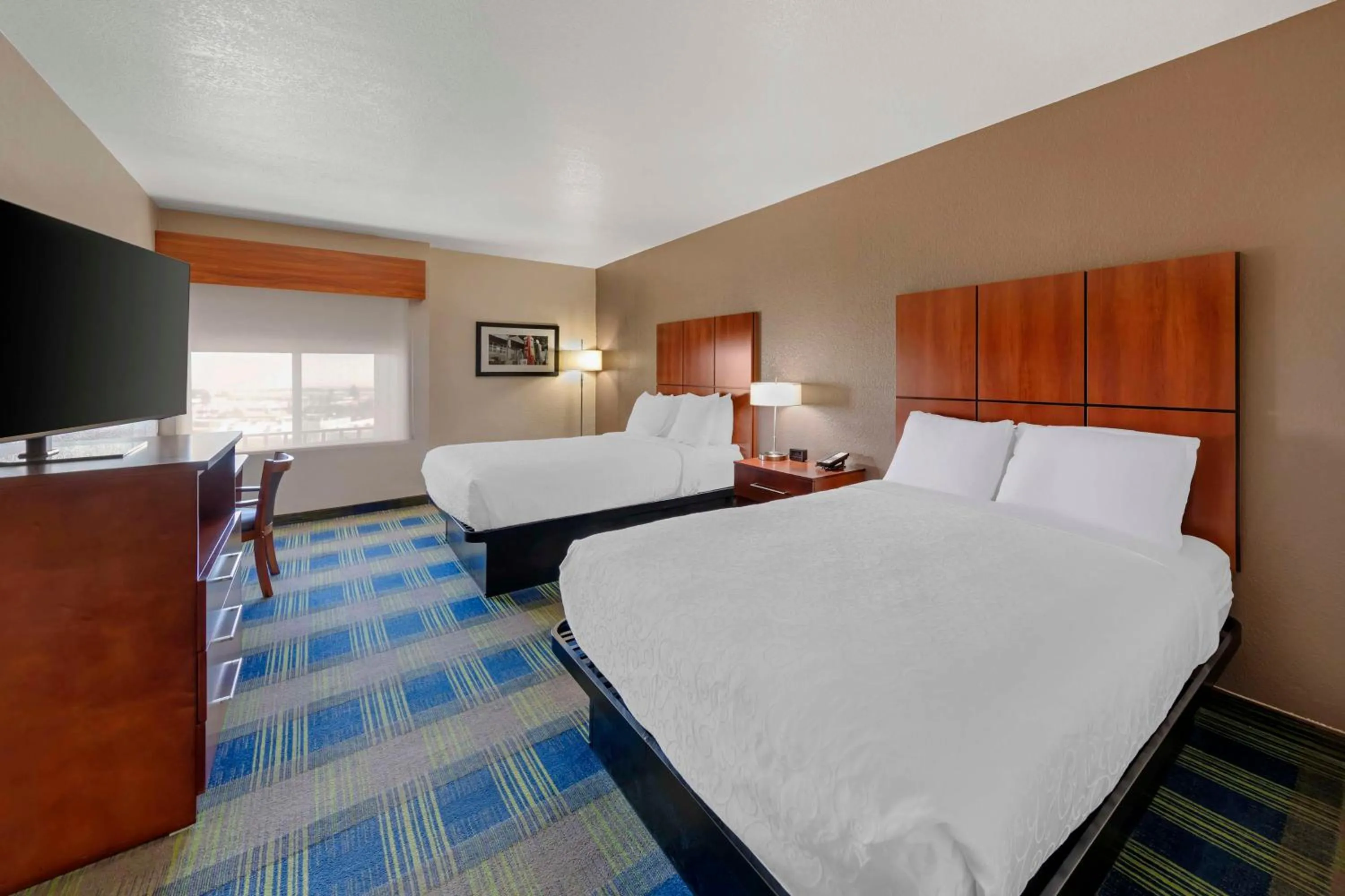 Photo of the whole room, Bed in Best Western Plus Heritage Inn Ontario Rancho Cucamonga