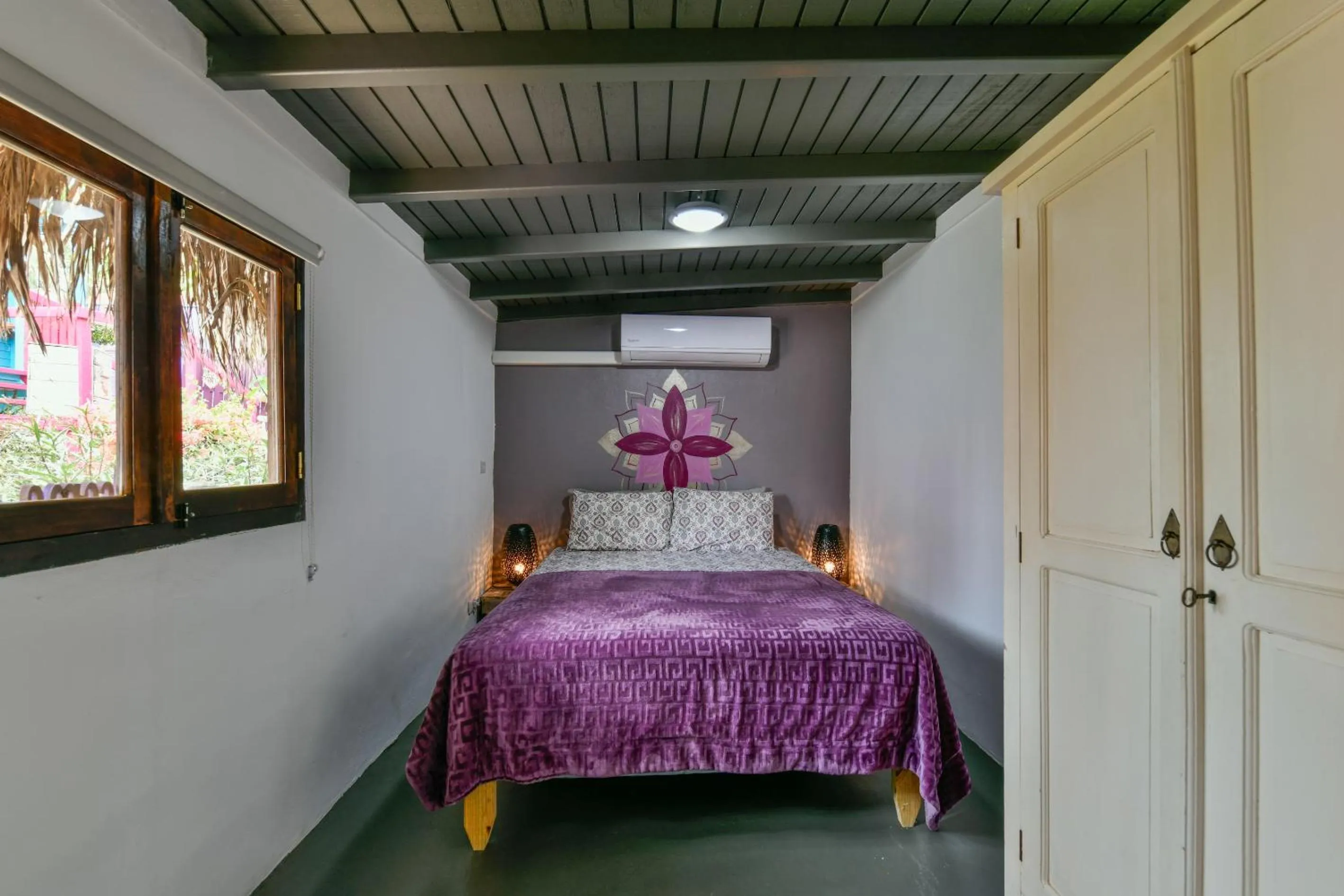 Bedroom, Bed in Mammaloe