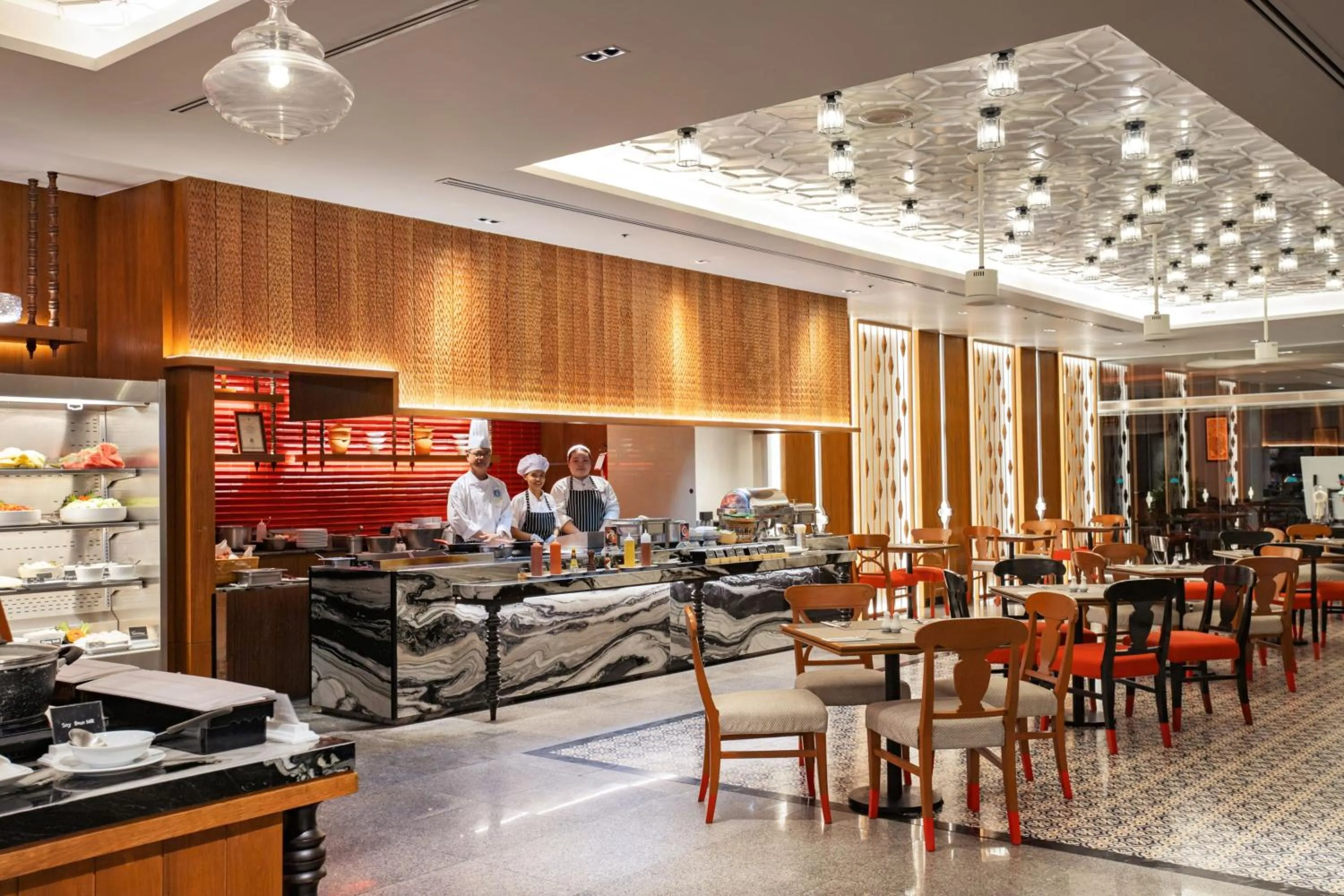 Restaurant/places to eat in The Royal Paradise Hotel & Spa - SHA Extra Plus