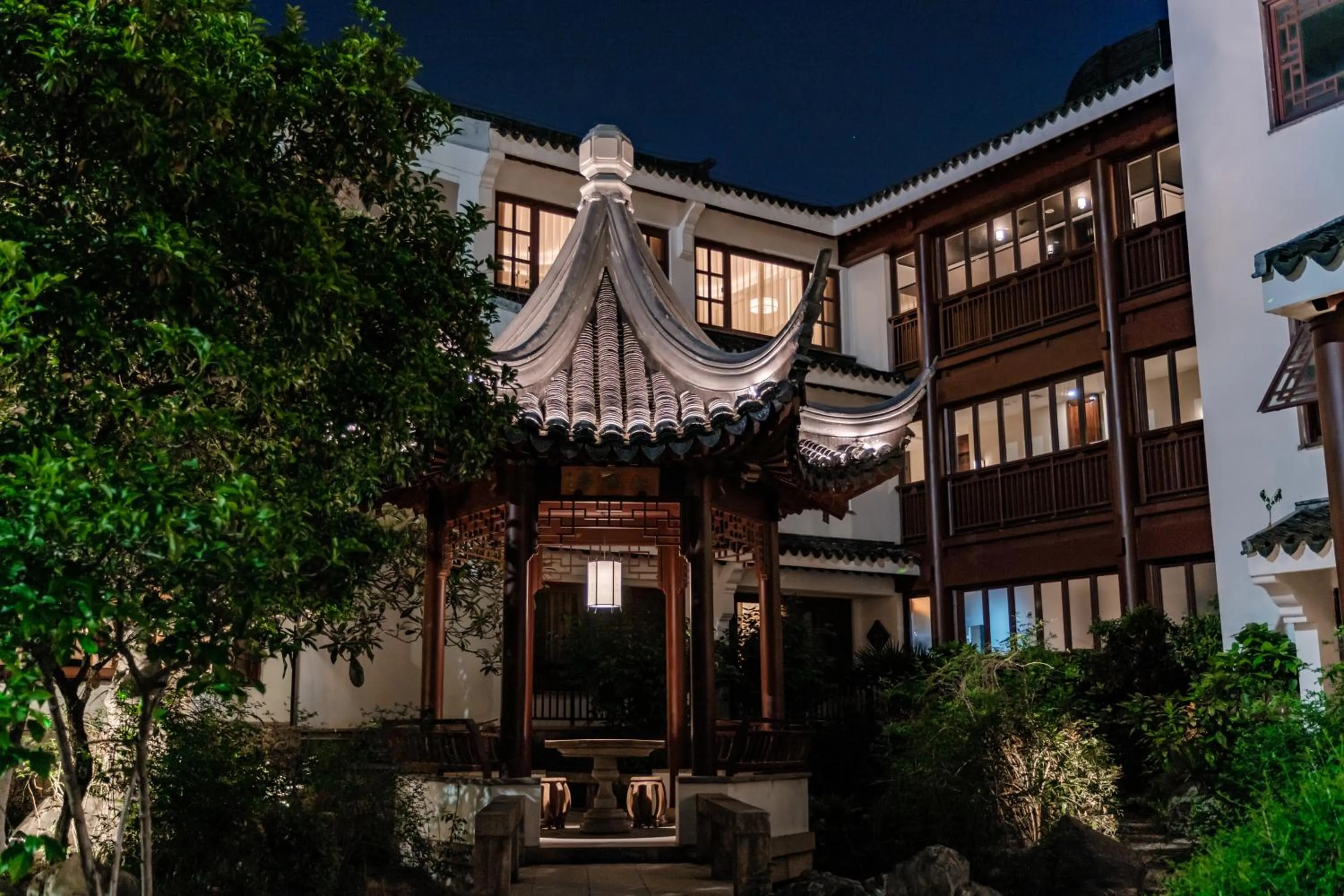 Property building in Pan Pacific Suzhou -Including unlimited access to the 4A-level Panmen Scenic Area