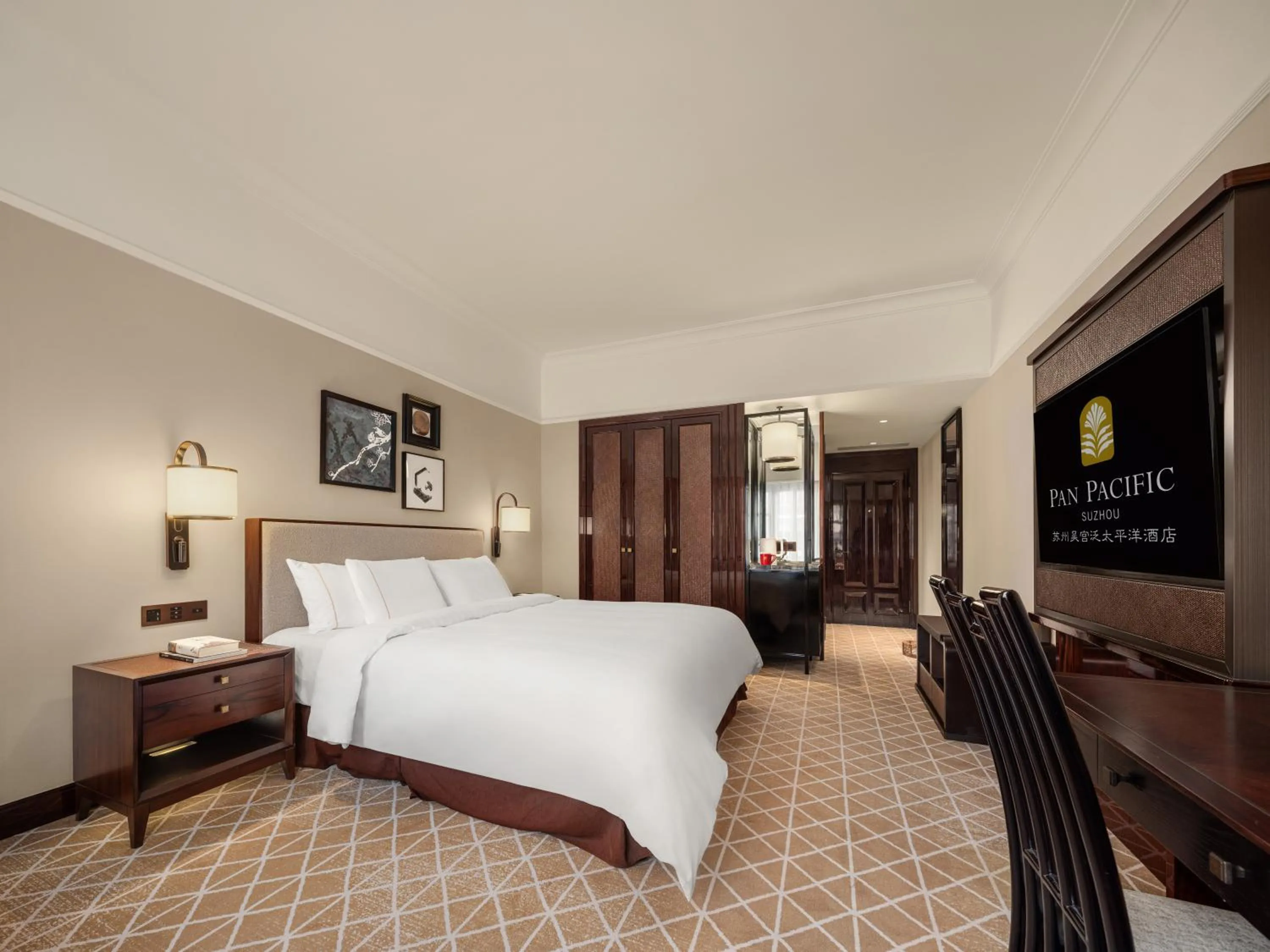 Bedroom, Bed in Pan Pacific Suzhou -Including unlimited access to the 4A-level Panmen Scenic Area