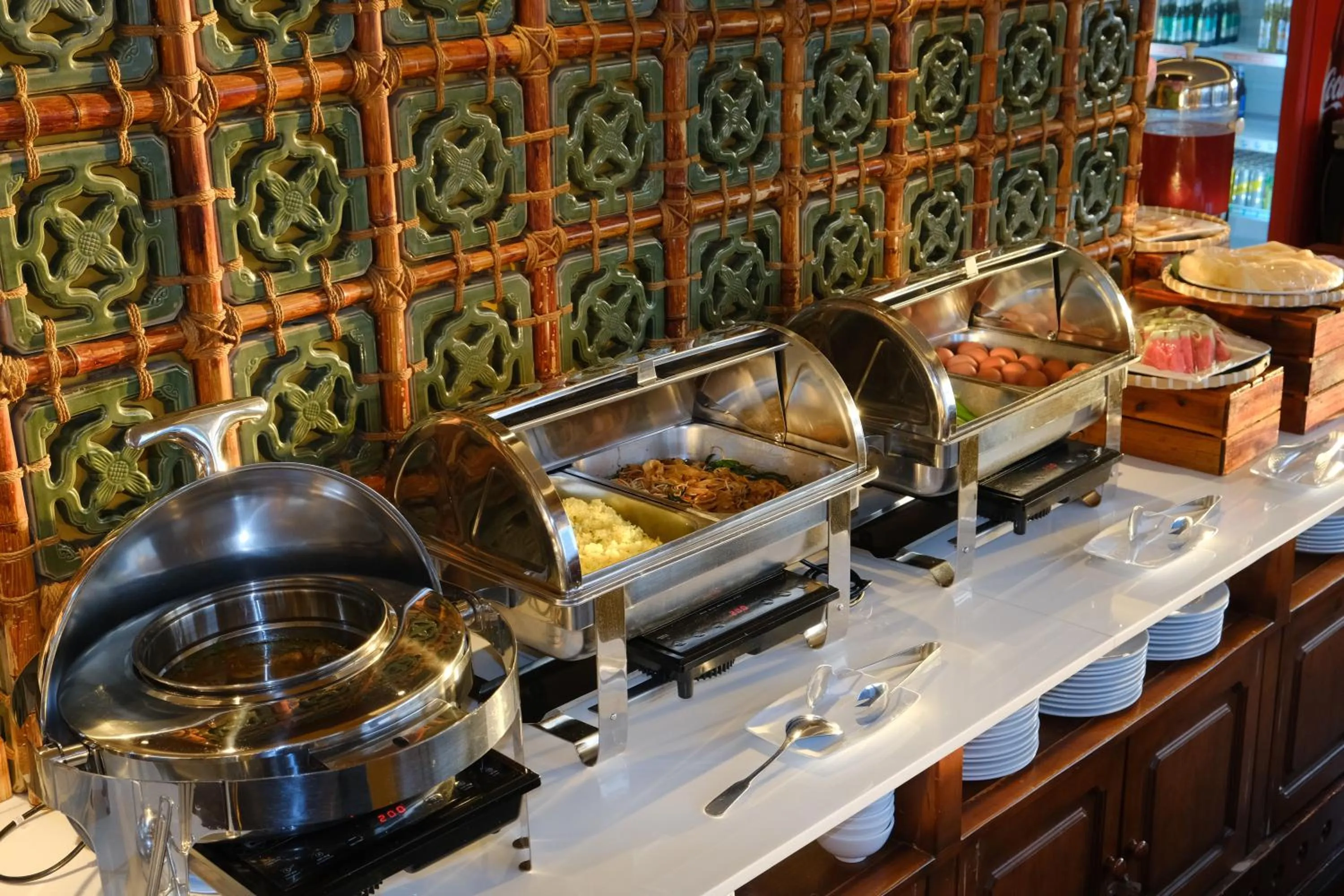 Restaurant/places to eat in Duc Vuong Saigon Hotel - Bui Vien