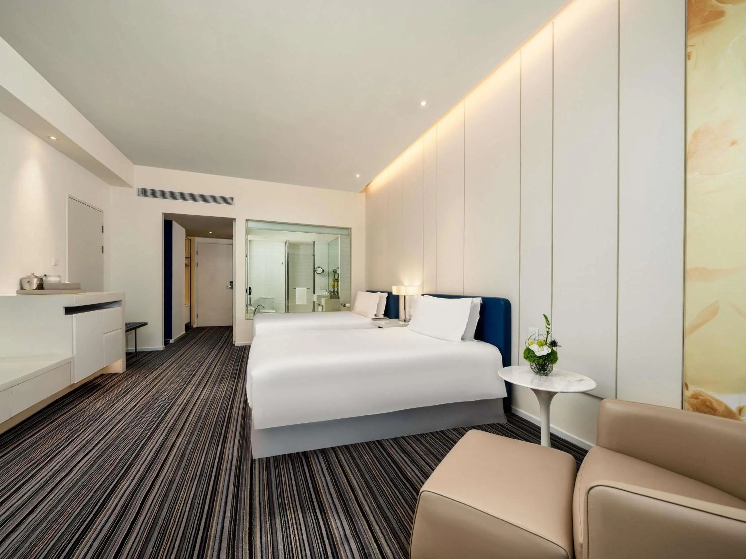 Bedroom, Bed in Grand Mercure Shanghai Century Park- Free Shuttle Bus to SNIEC