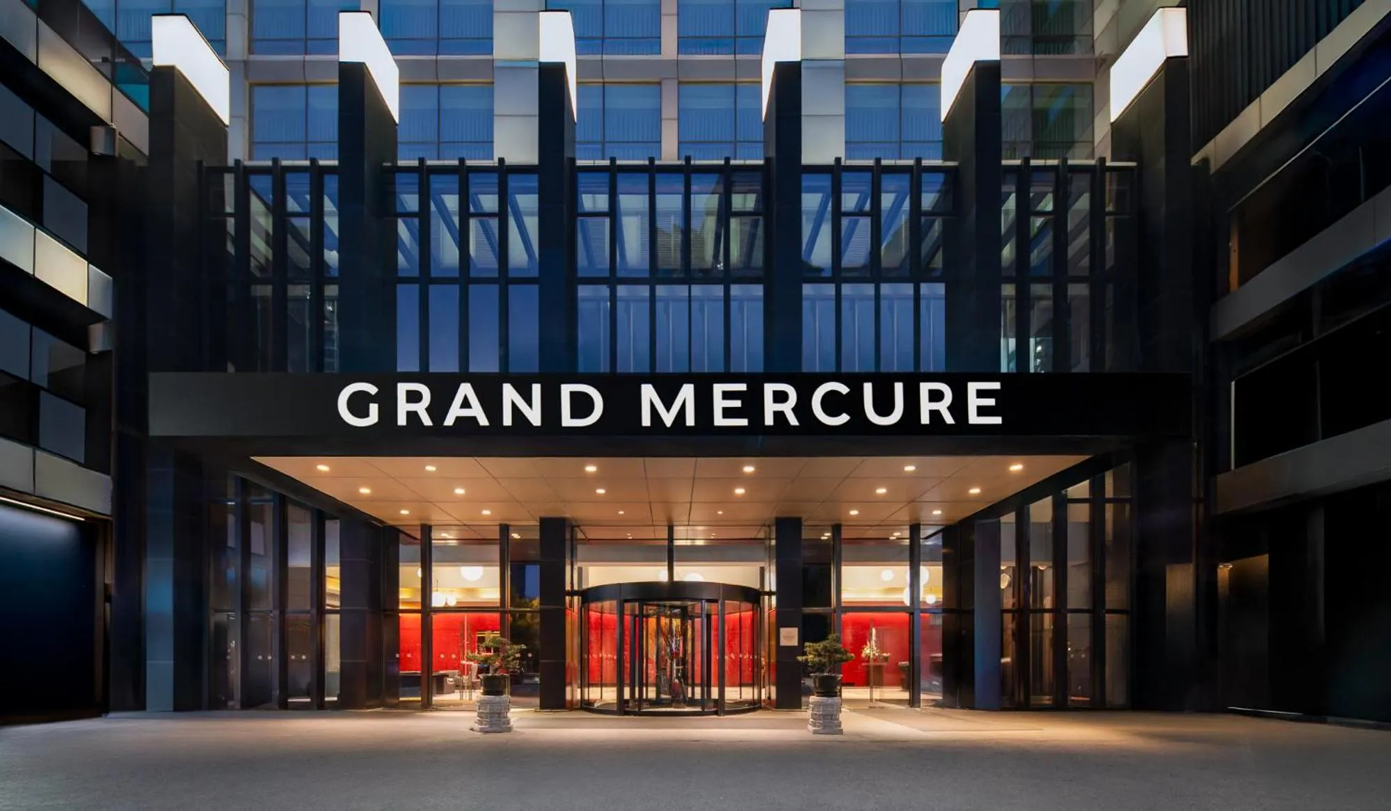 Property building in Grand Mercure Shanghai Century Park- Free Shuttle Bus to SNIEC