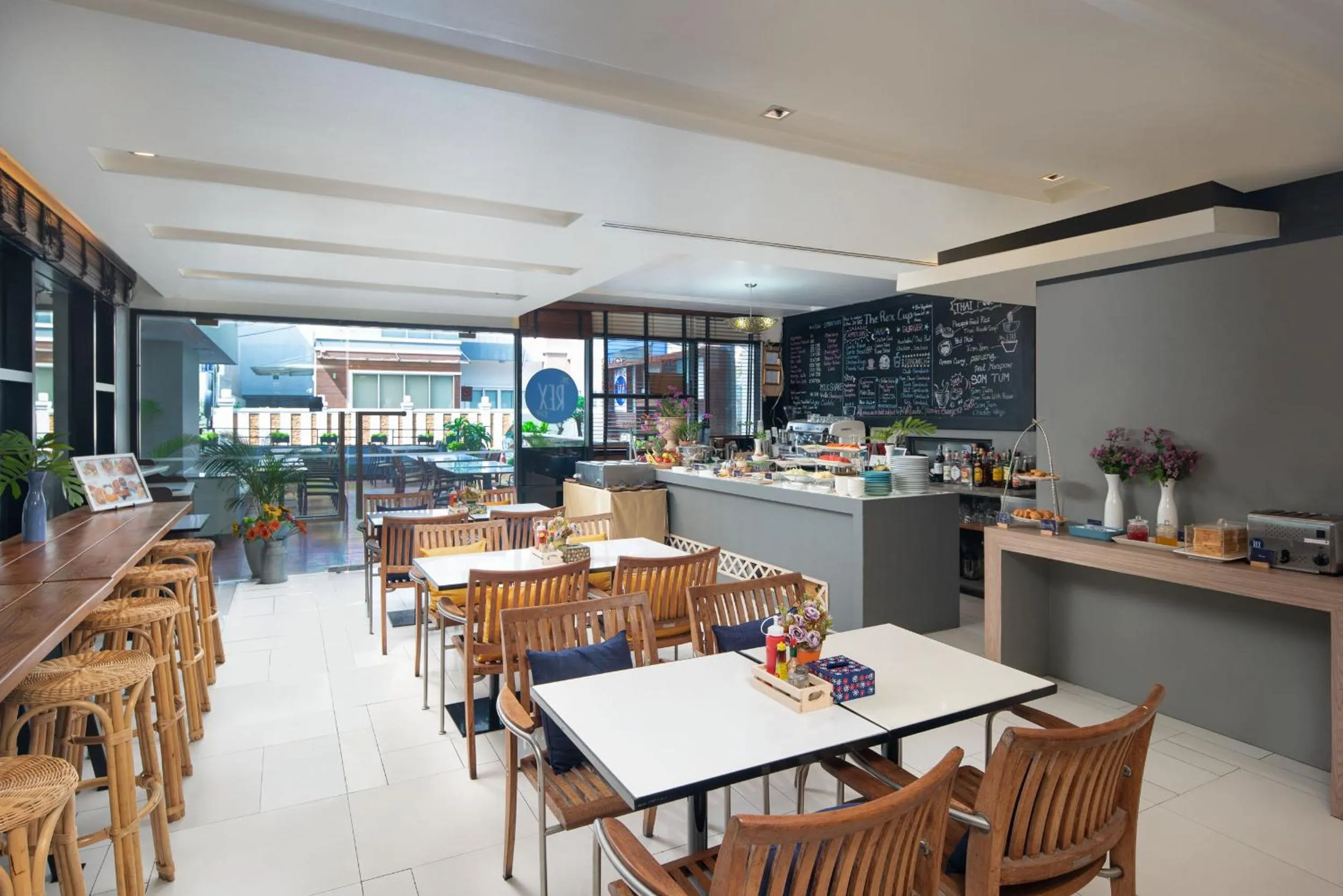 Restaurant/places to eat in Citadines Sukhumvit 8 Bangkok