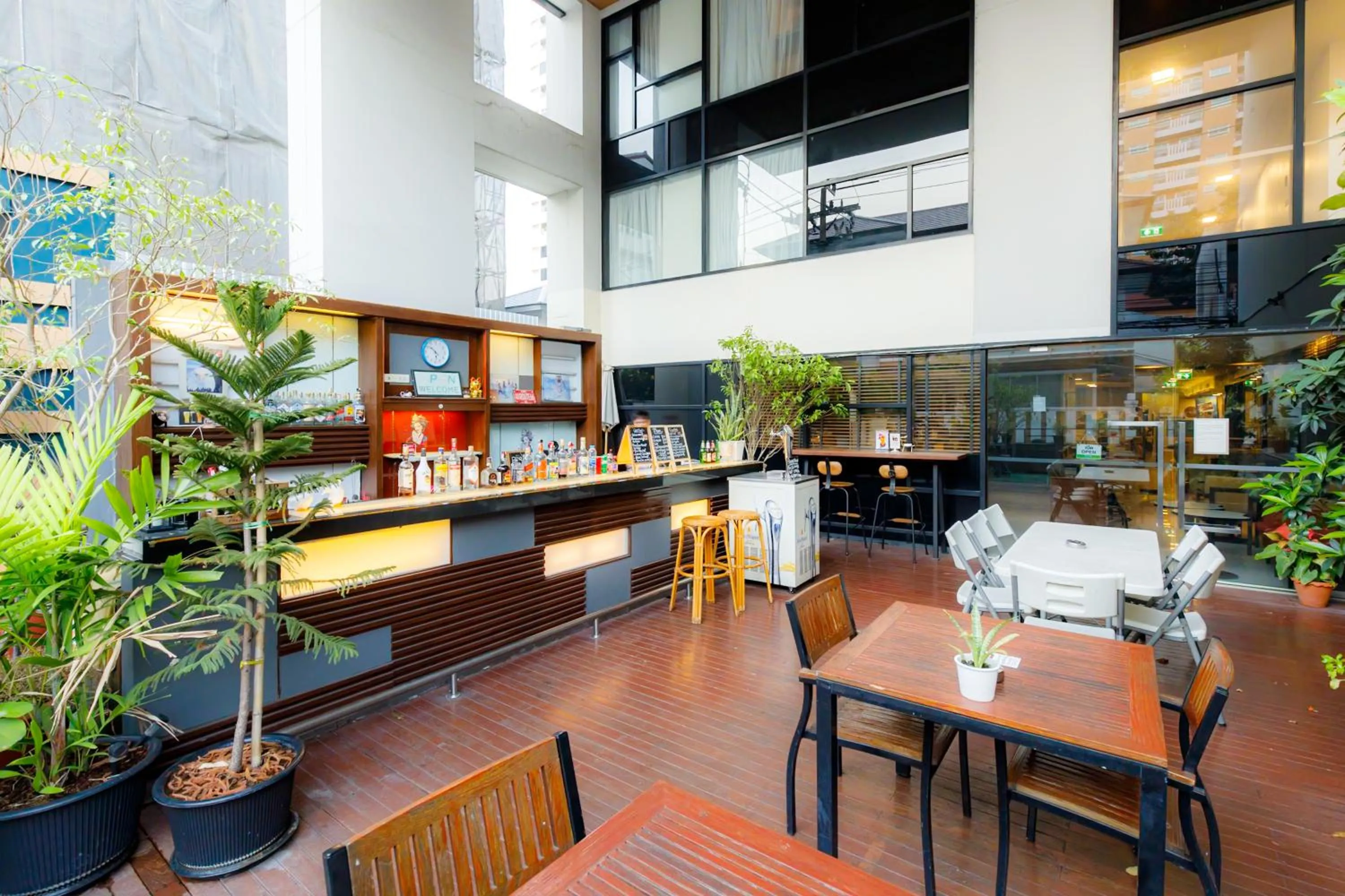 Restaurant/places to eat in Citadines Sukhumvit 8 Bangkok