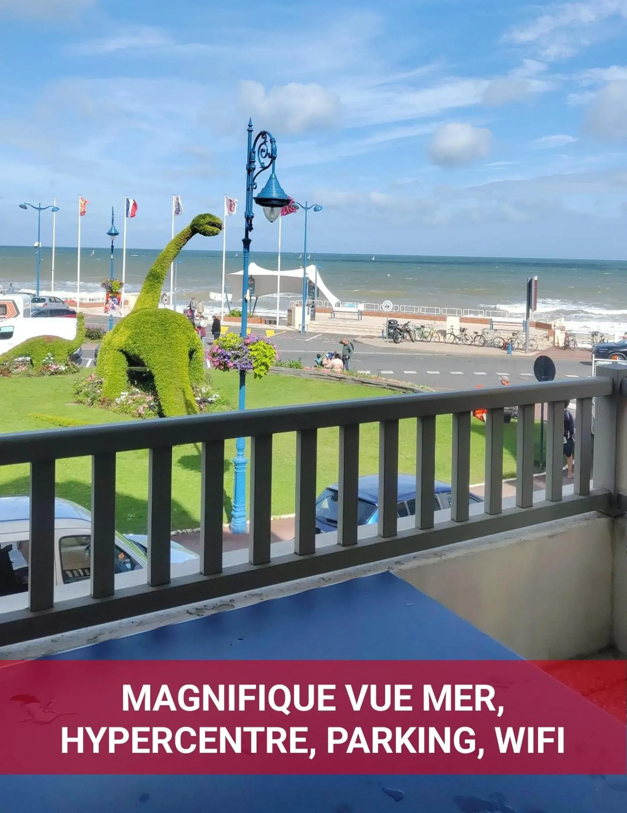 Plazza front de Mer Plazza front de Mer