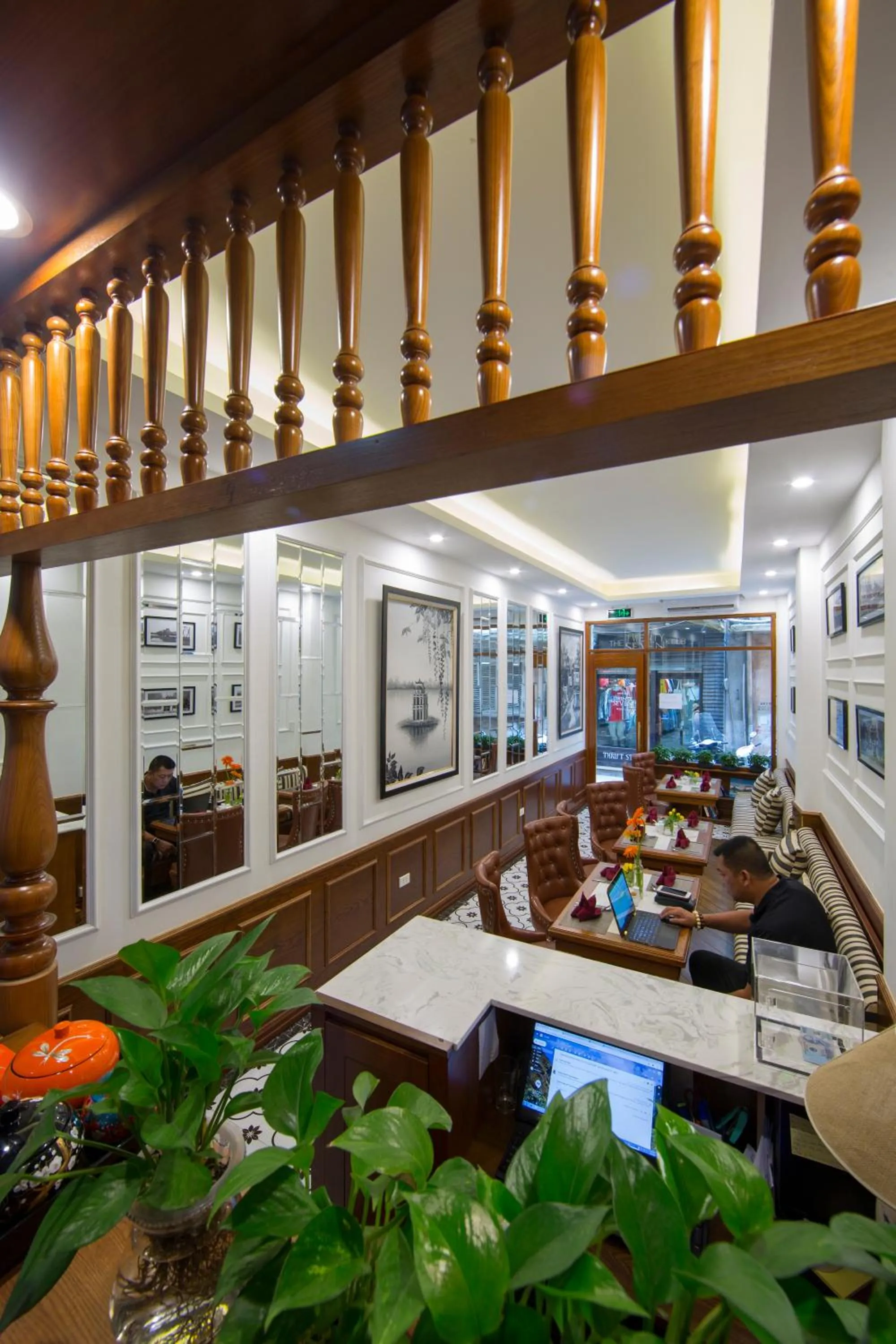 Restaurant/places to eat in Hanoi Amber Hotel