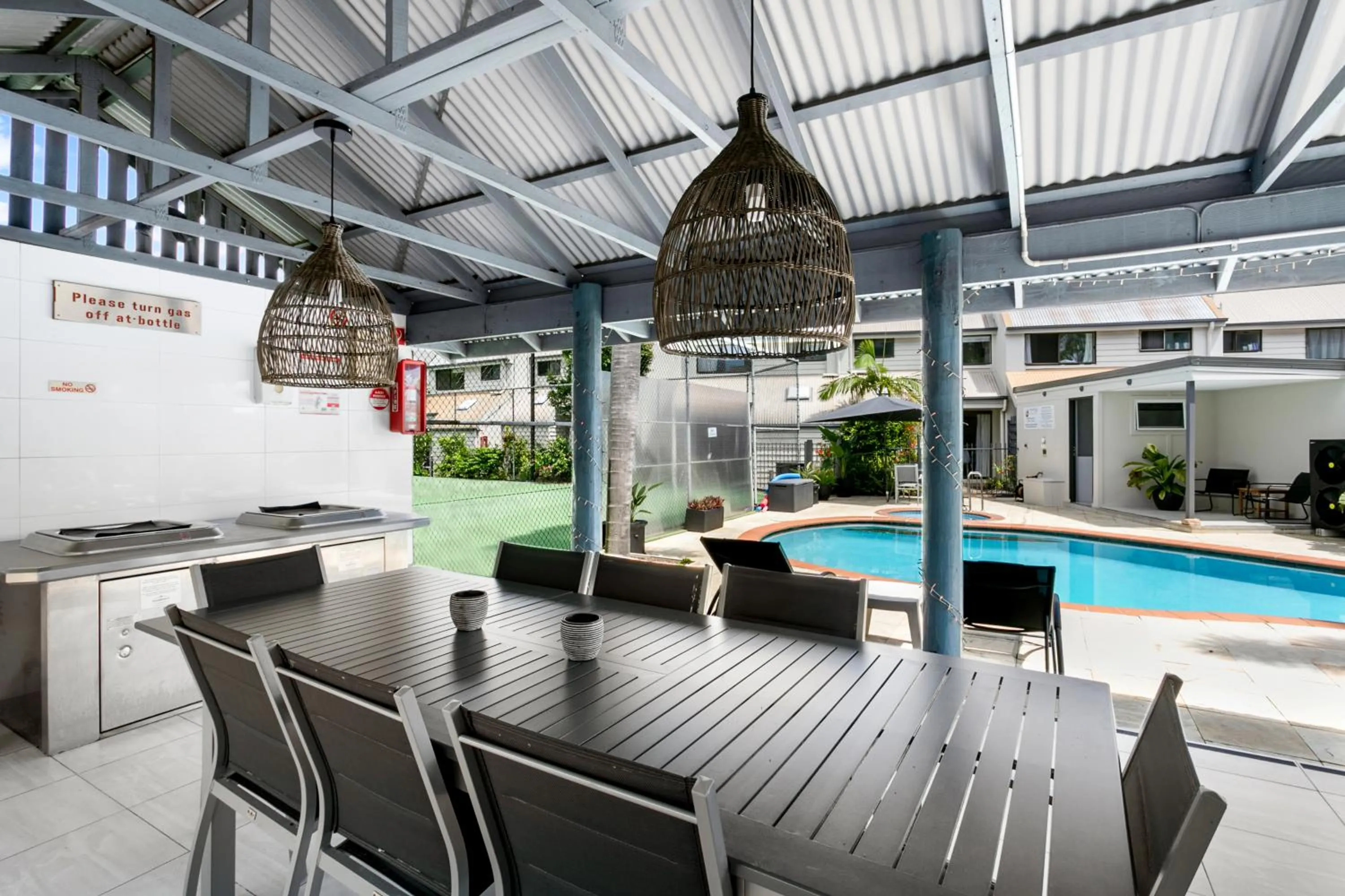 BBQ facilities in Nautilus Noosa Resort