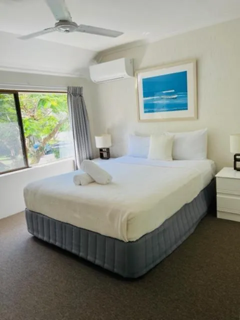 Bed in Nautilus Noosa Resort