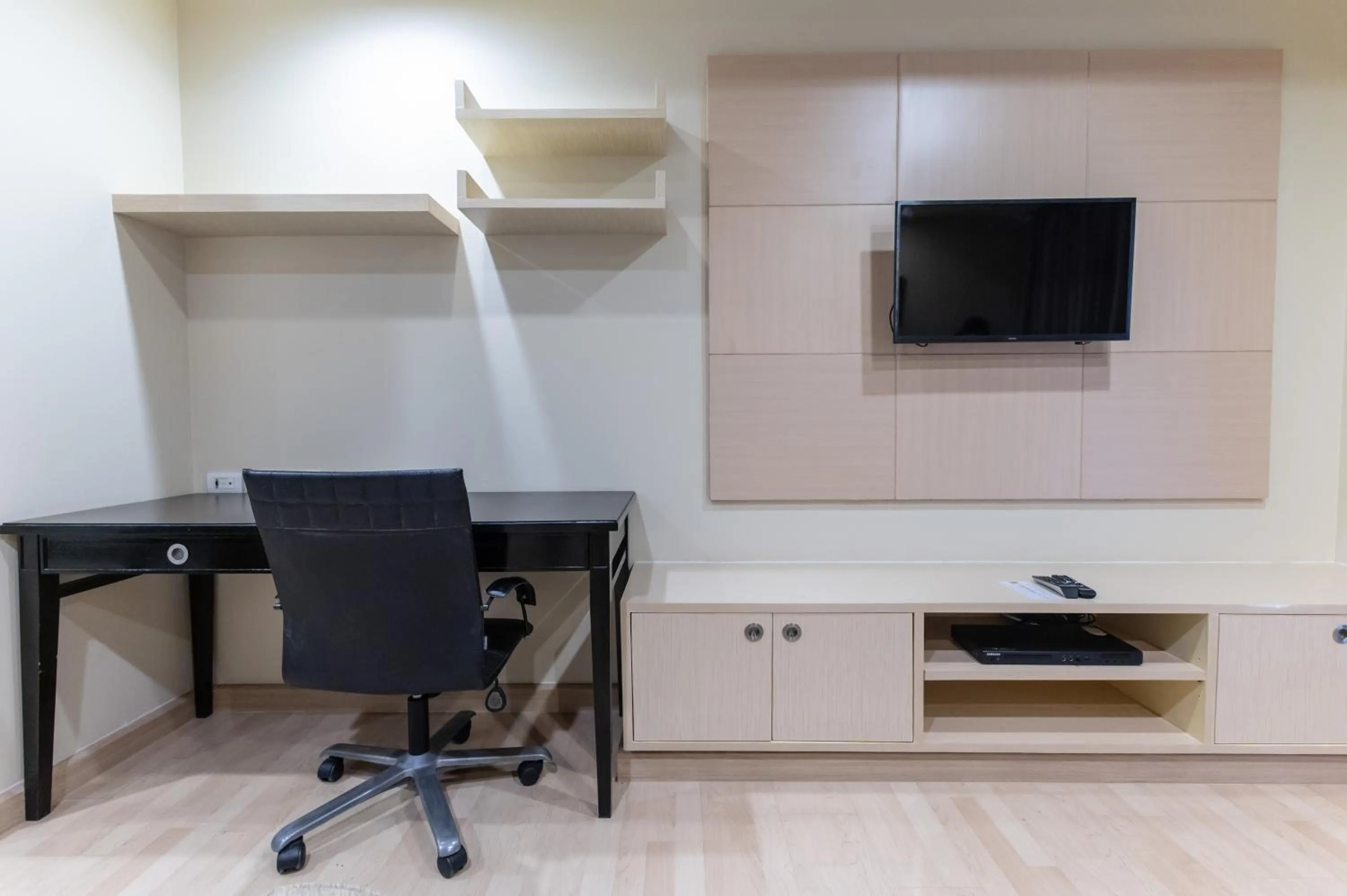 Living room in Admiral Premier Bangkok