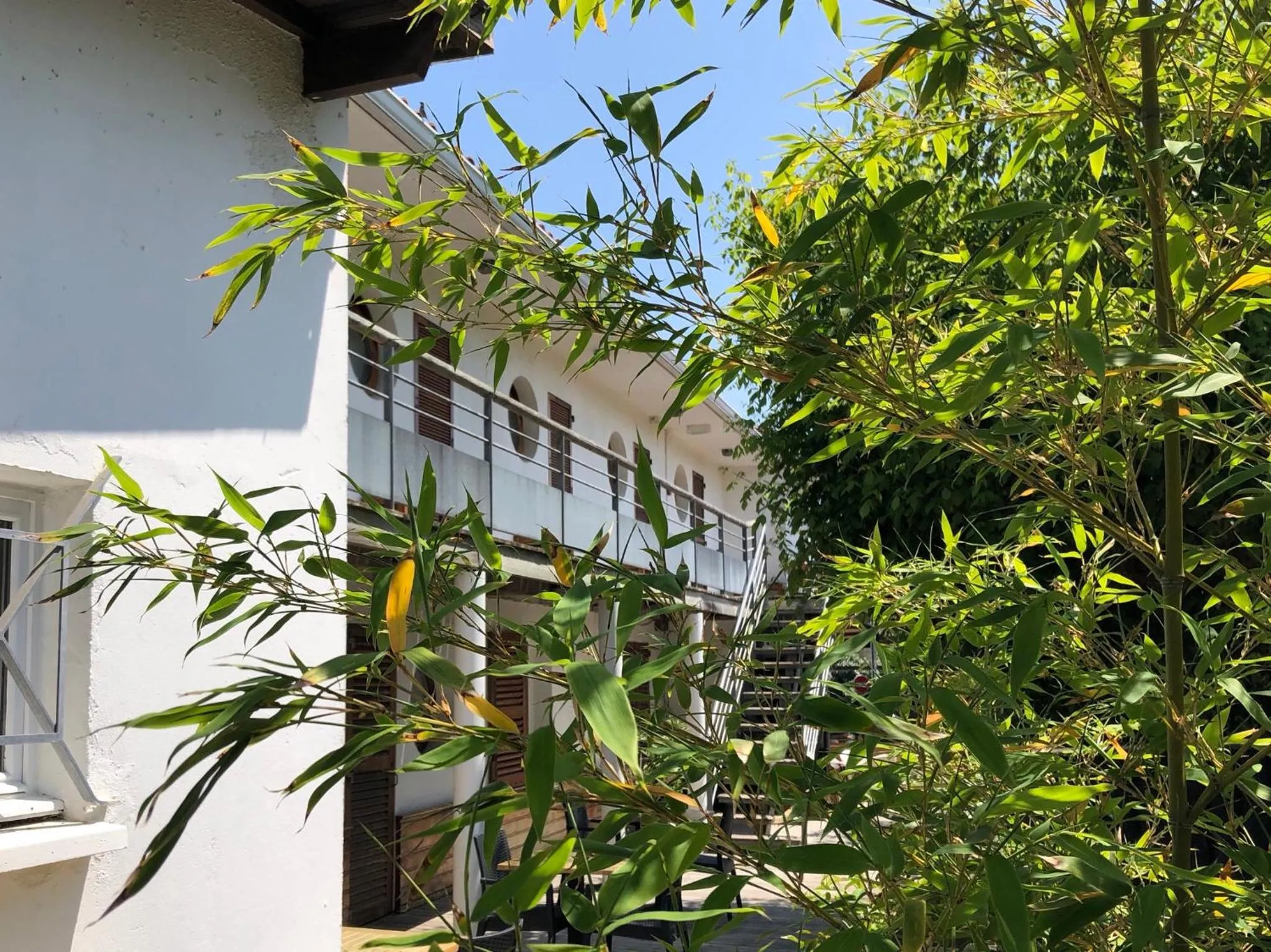 Facade/entrance in Le Pavillon Bleu