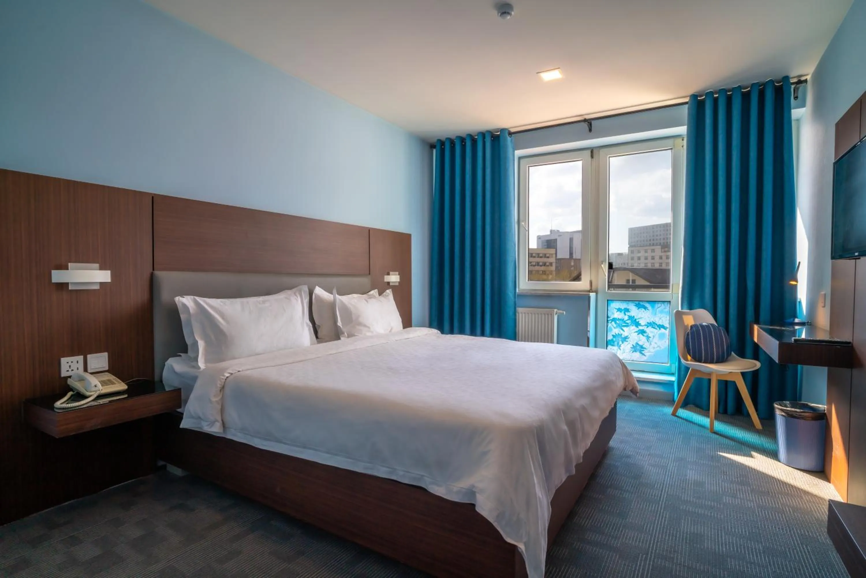 Bedroom, Bed in Edelweiss Art Hotel