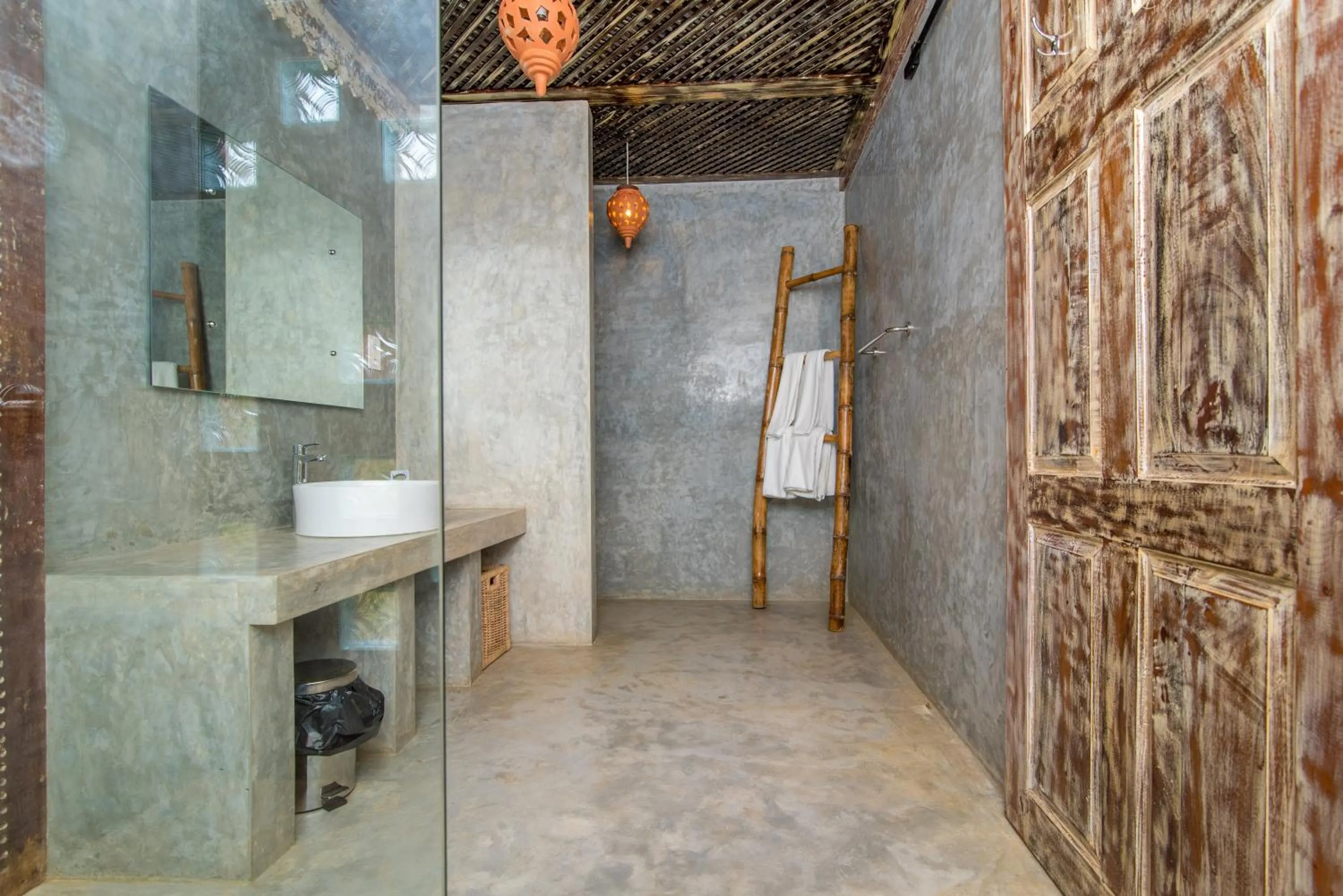 Bathroom in D Canal House