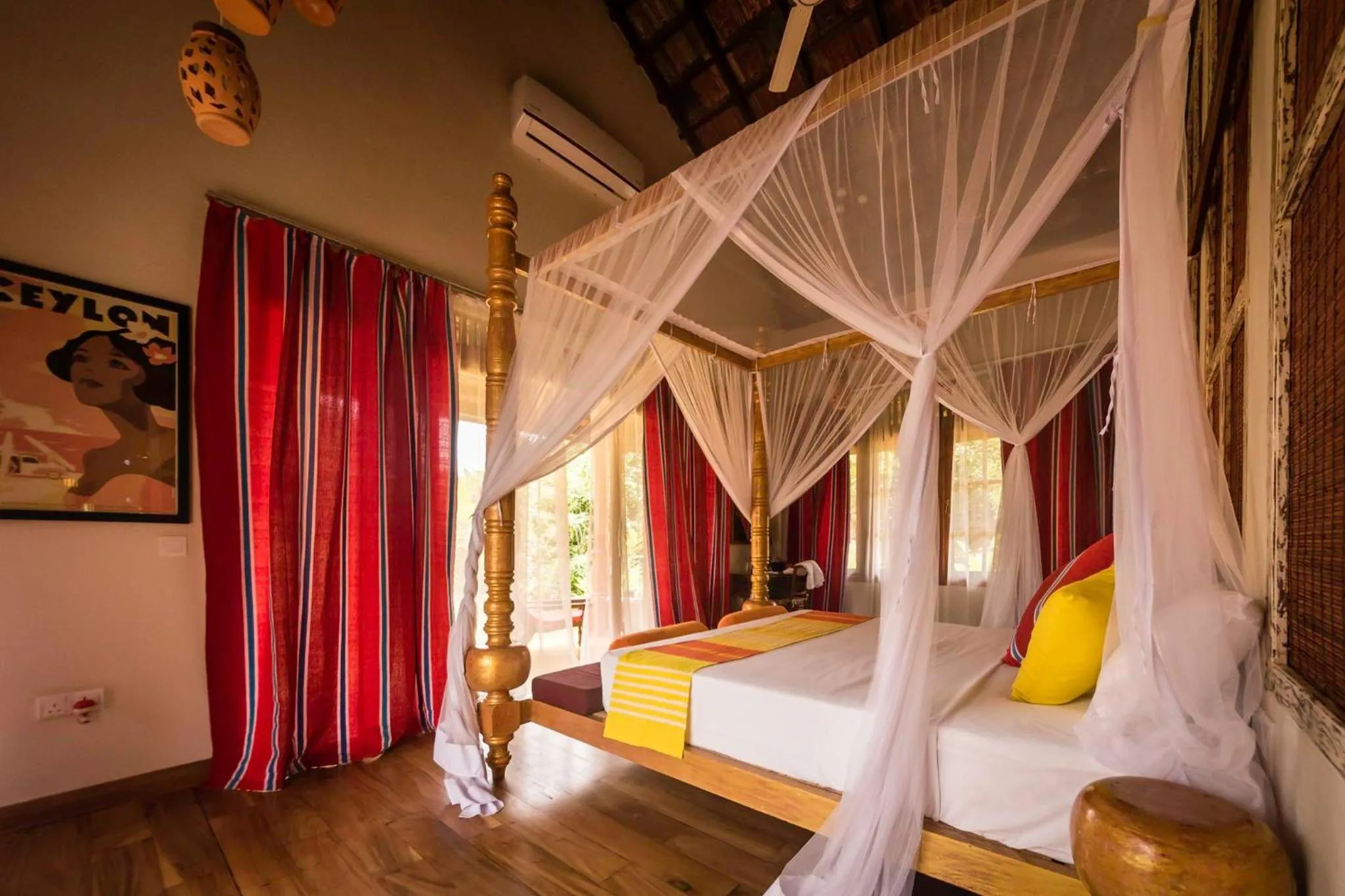 Bedroom, Bed in D Canal House