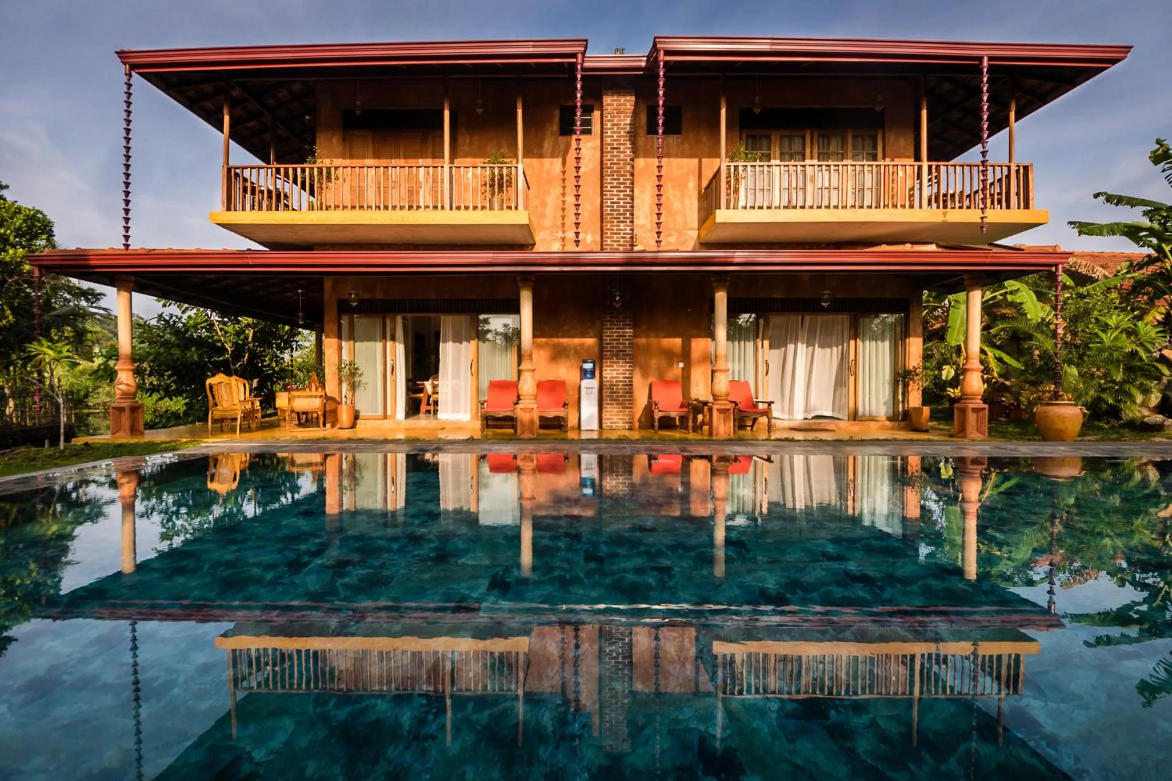 Swimming pool in D Canal House