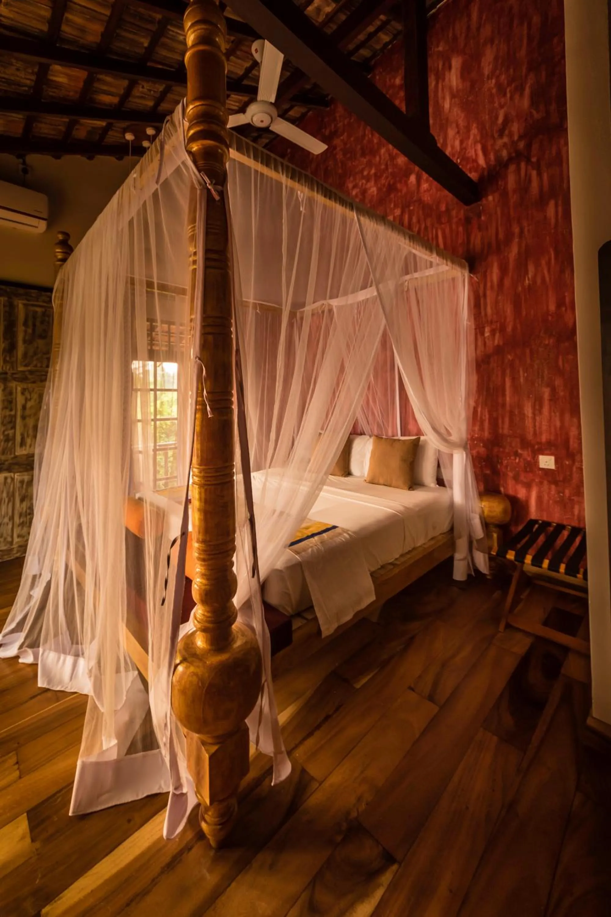 Bed in D Canal House