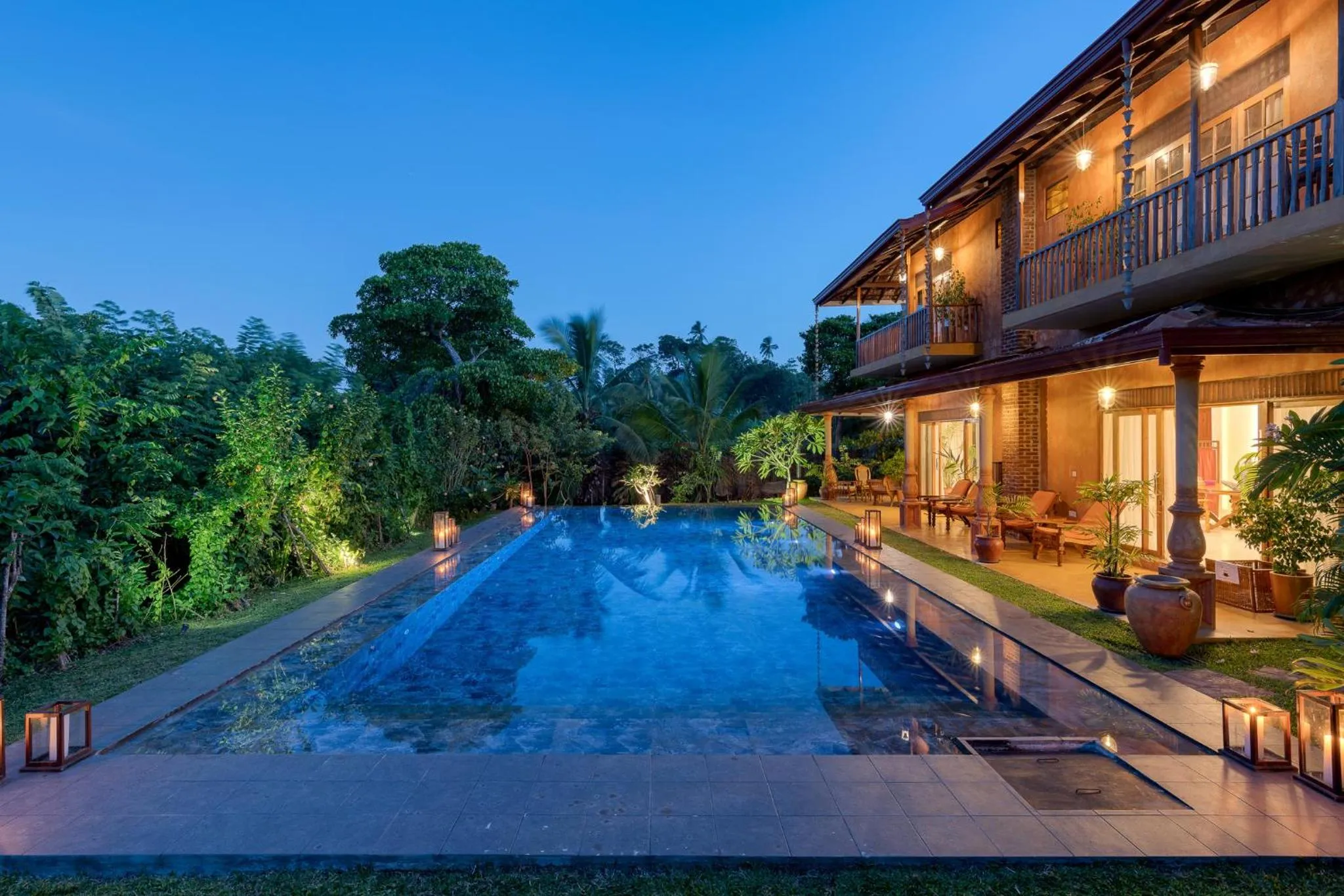 Property building in D Canal House