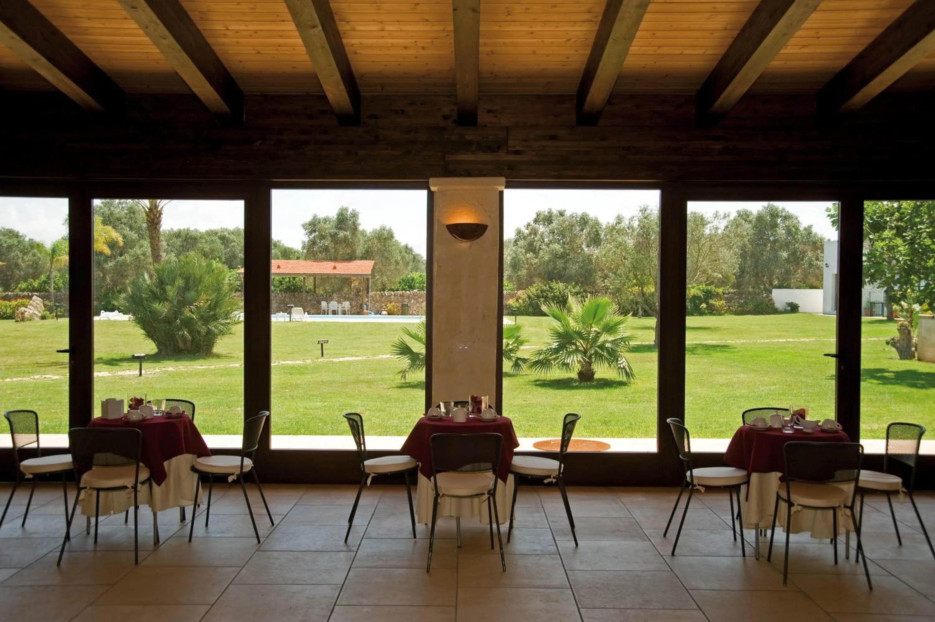 Restaurant/places to eat in Tenuta Badessa