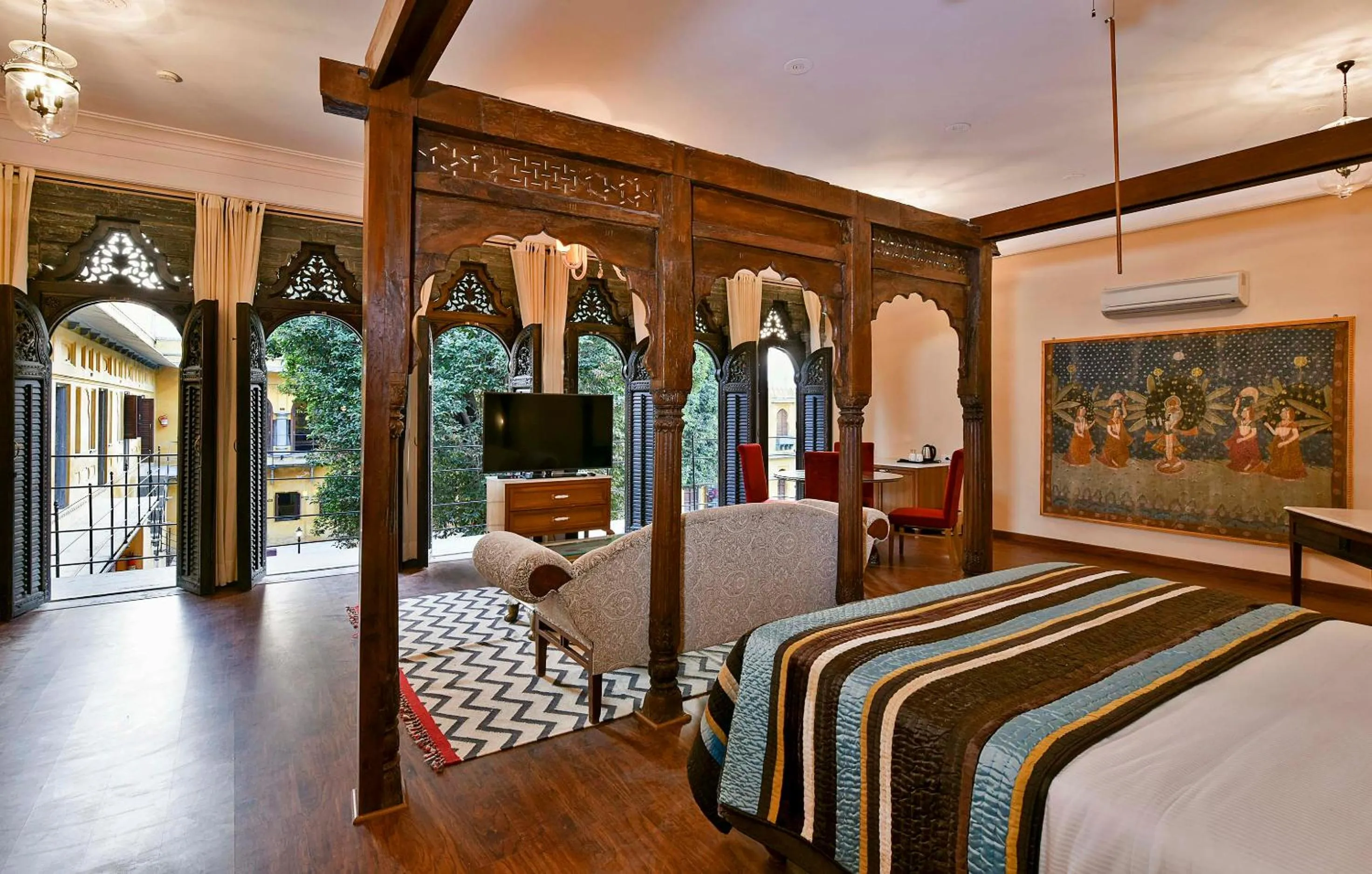 Bed in Gogunda Palace