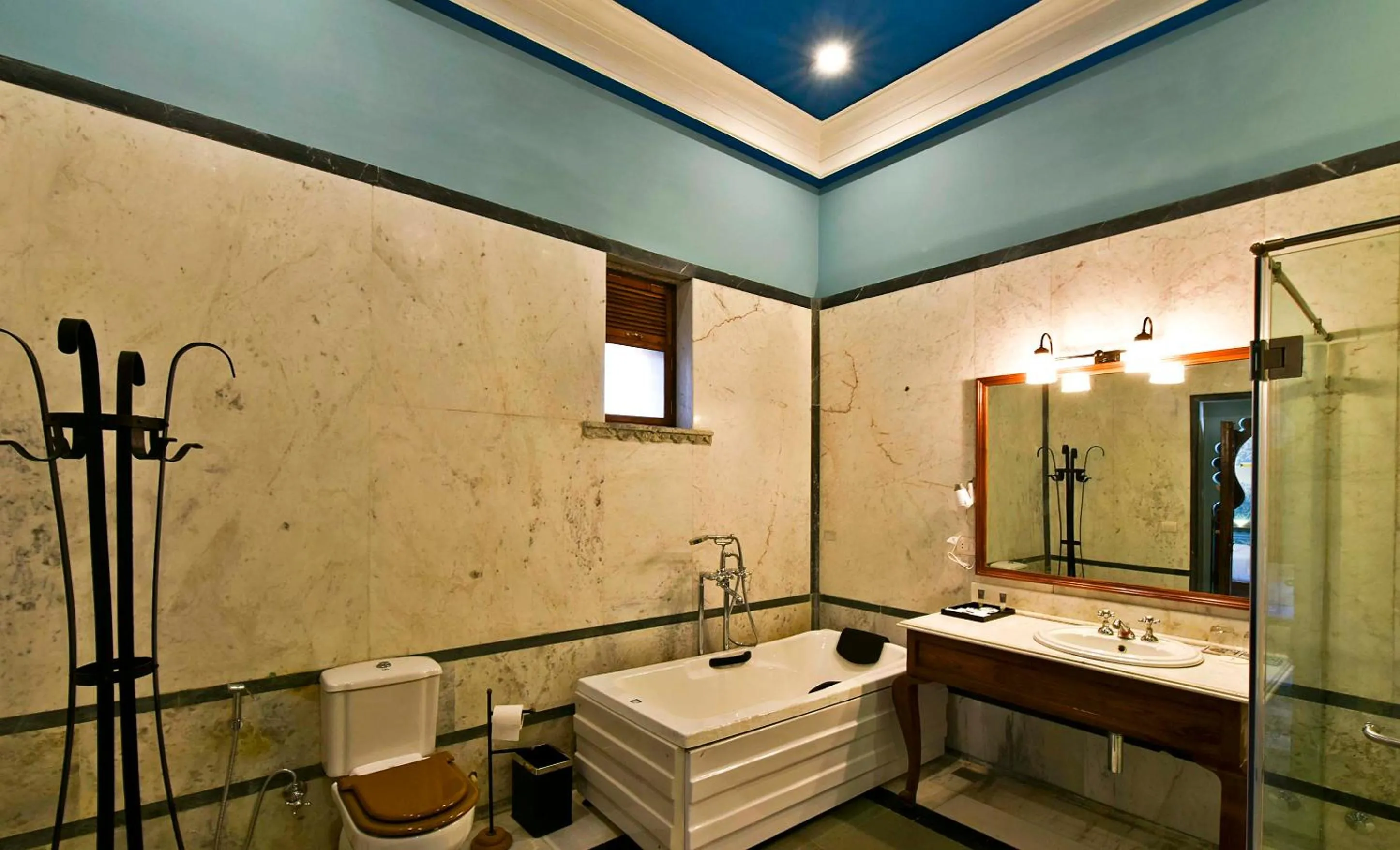 Bathroom in Gogunda Palace