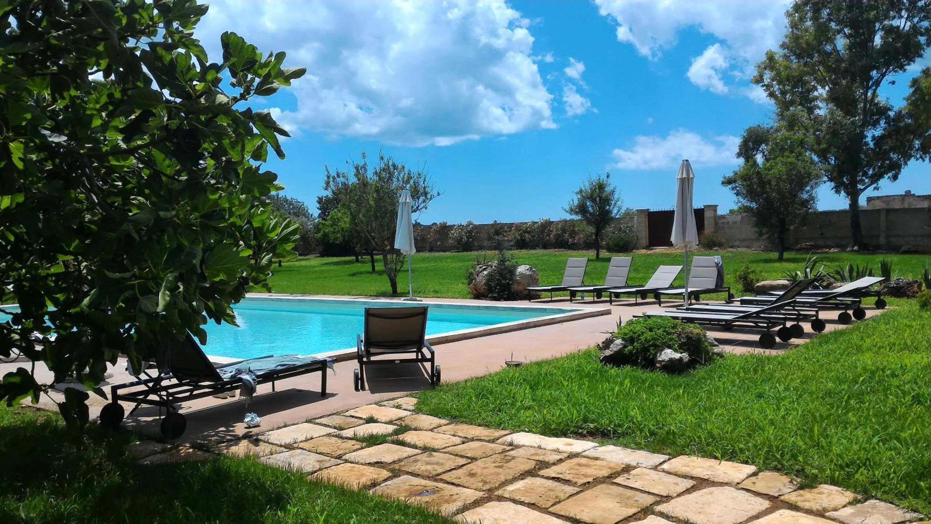Pool view in Masseria Cristo