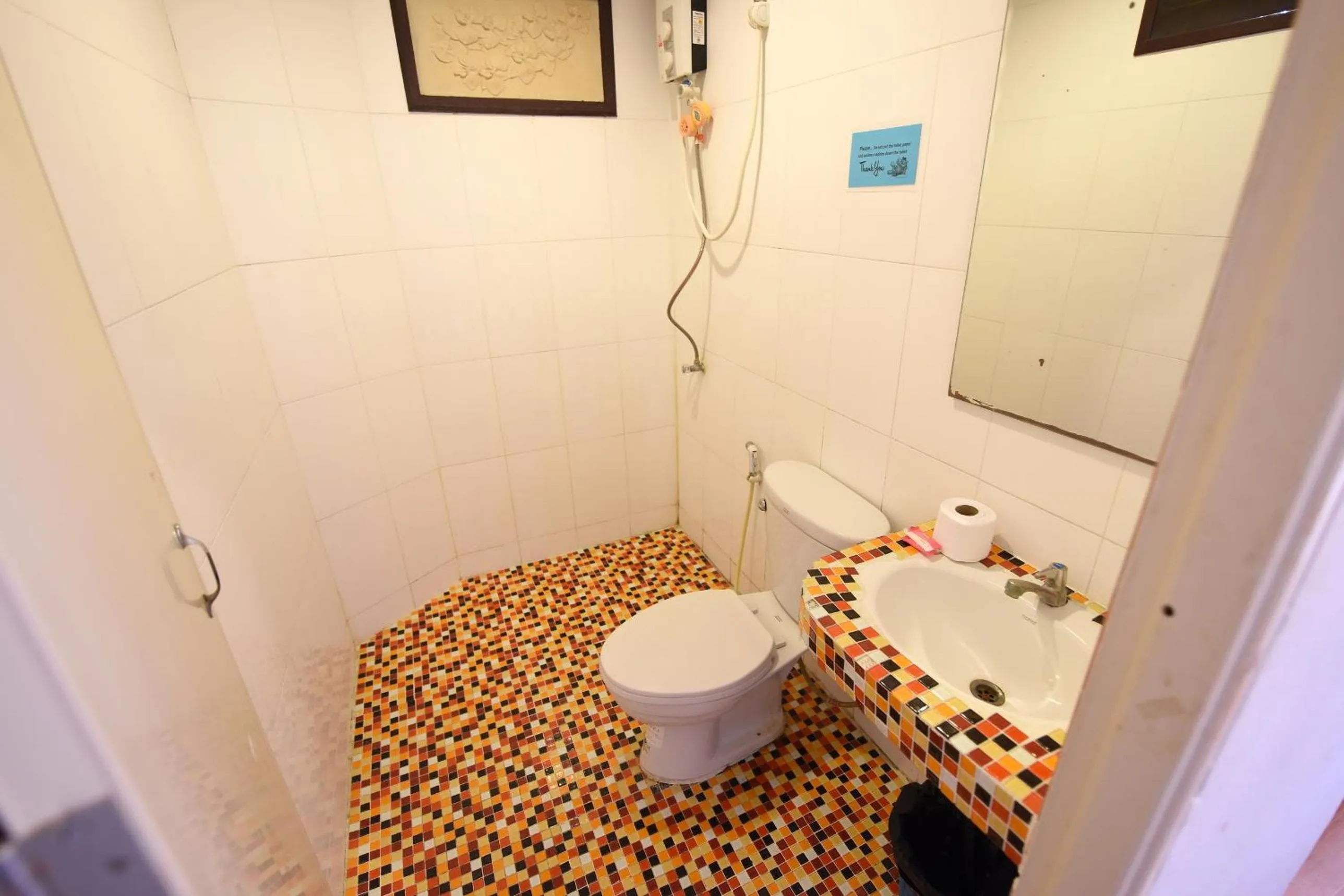 Shower in Phi Phi Twin Palms Bungalow