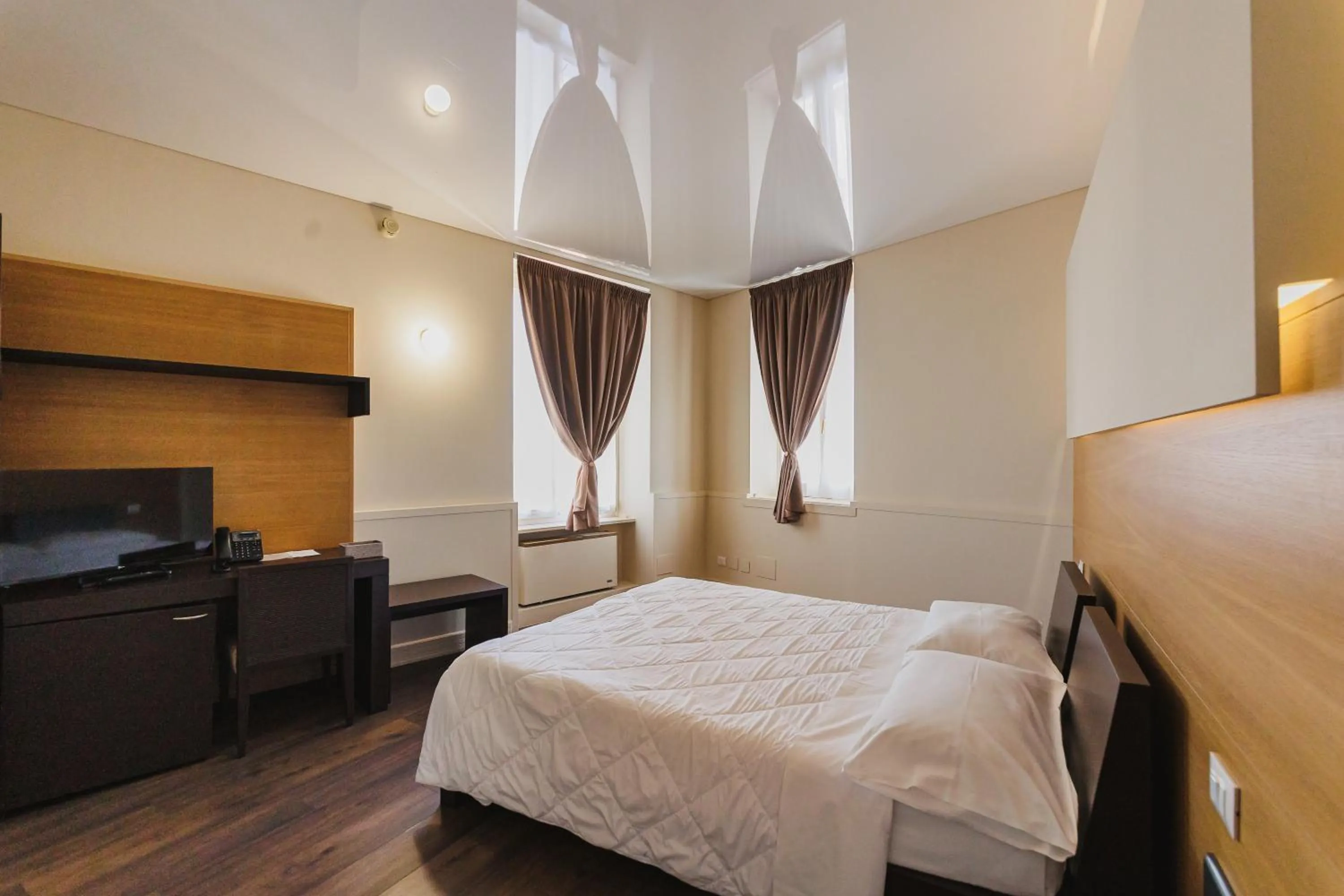 Bed in Hotel San Nicola