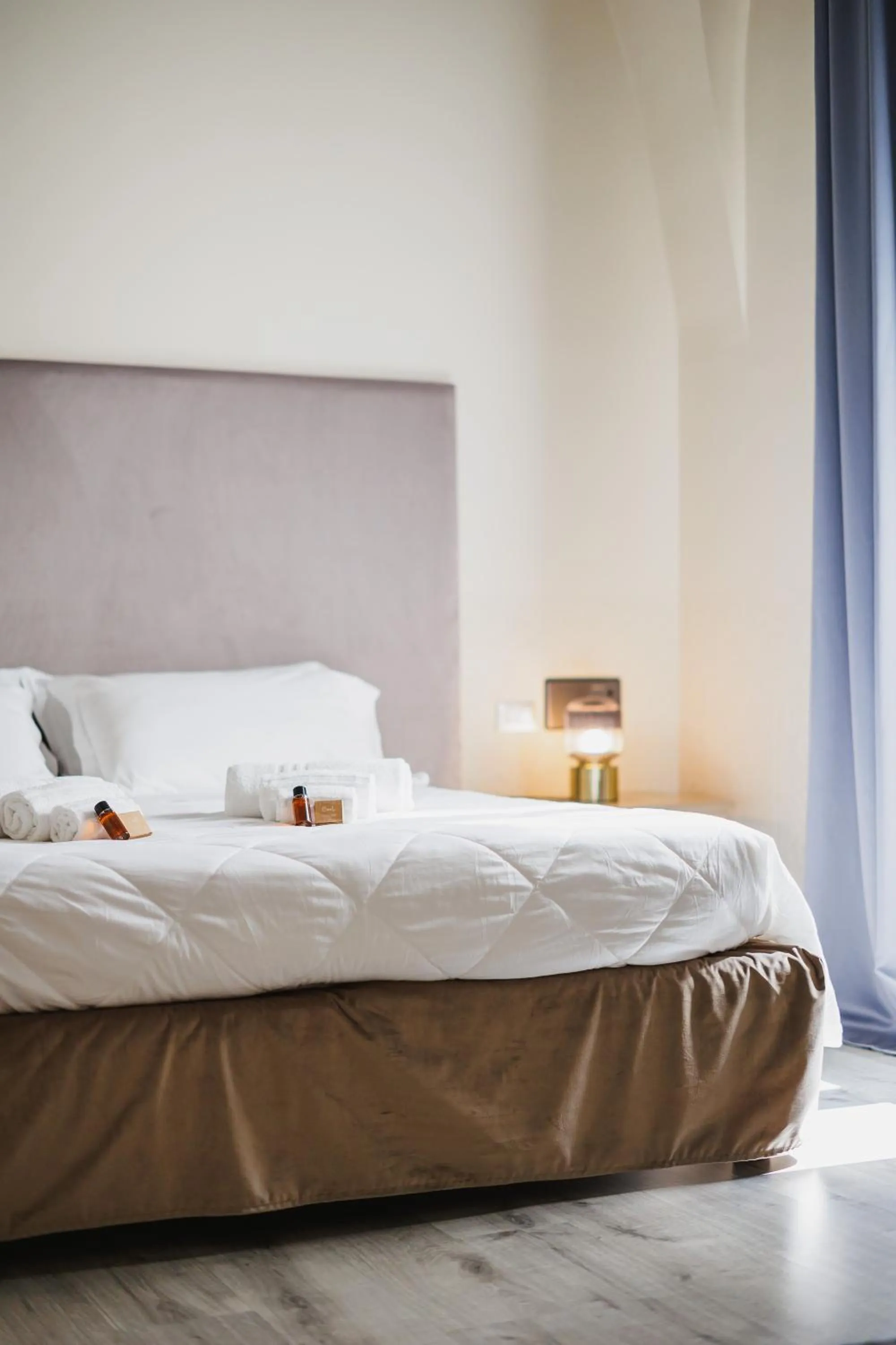 Decorative detail, Bed in Hotel San Nicola