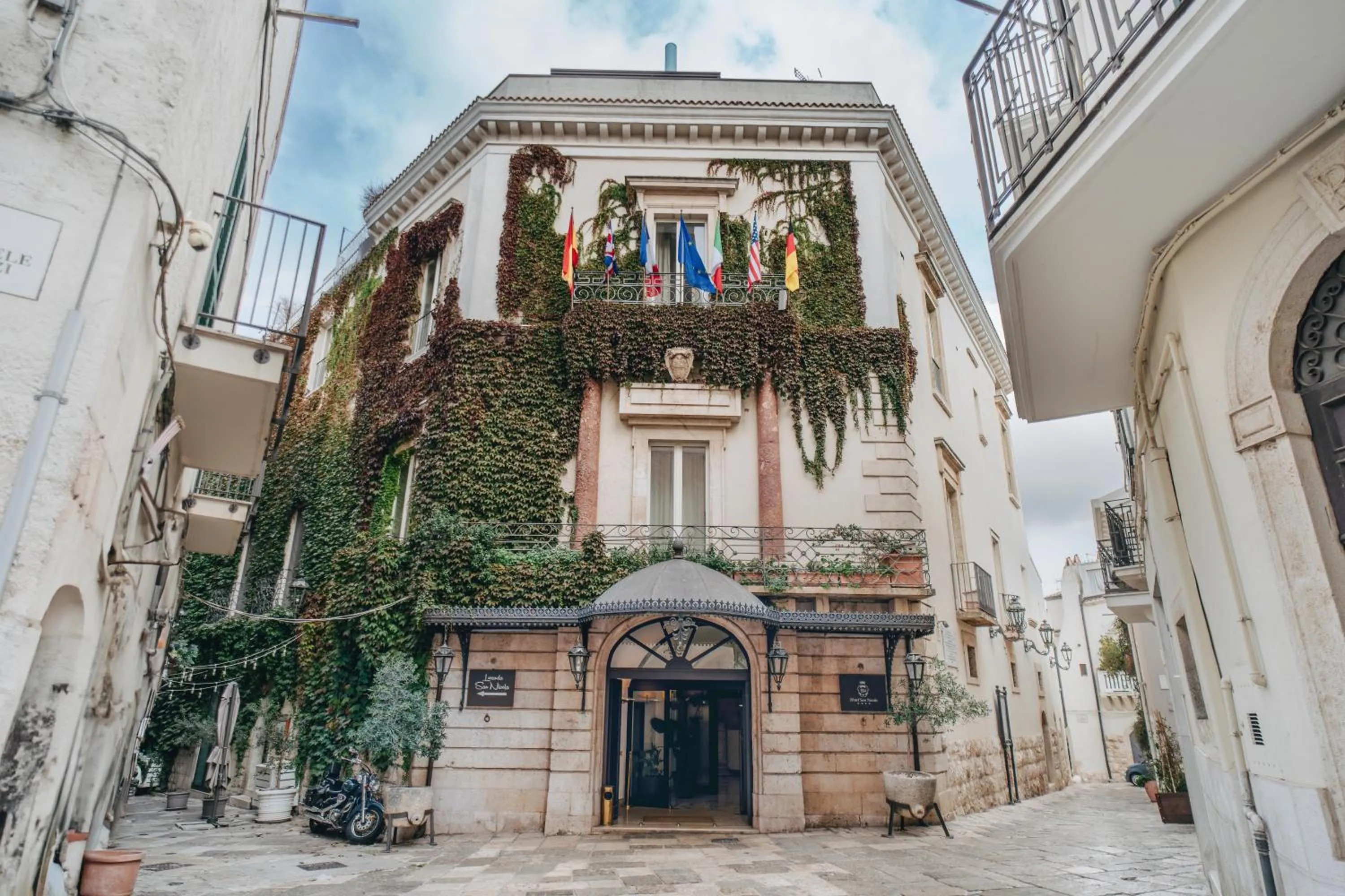 Property building in Hotel San Nicola