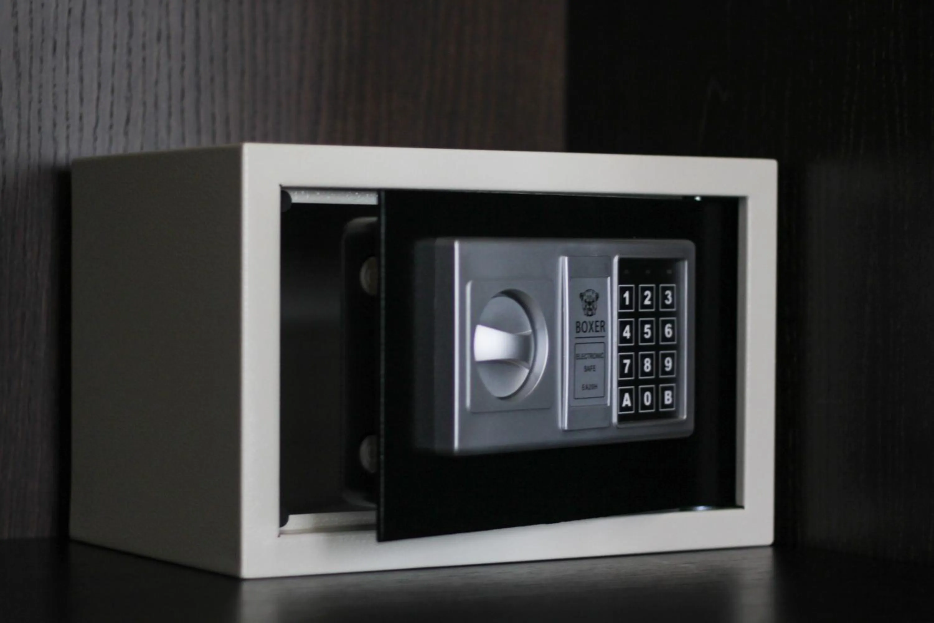 safe in Hotel San Nicola